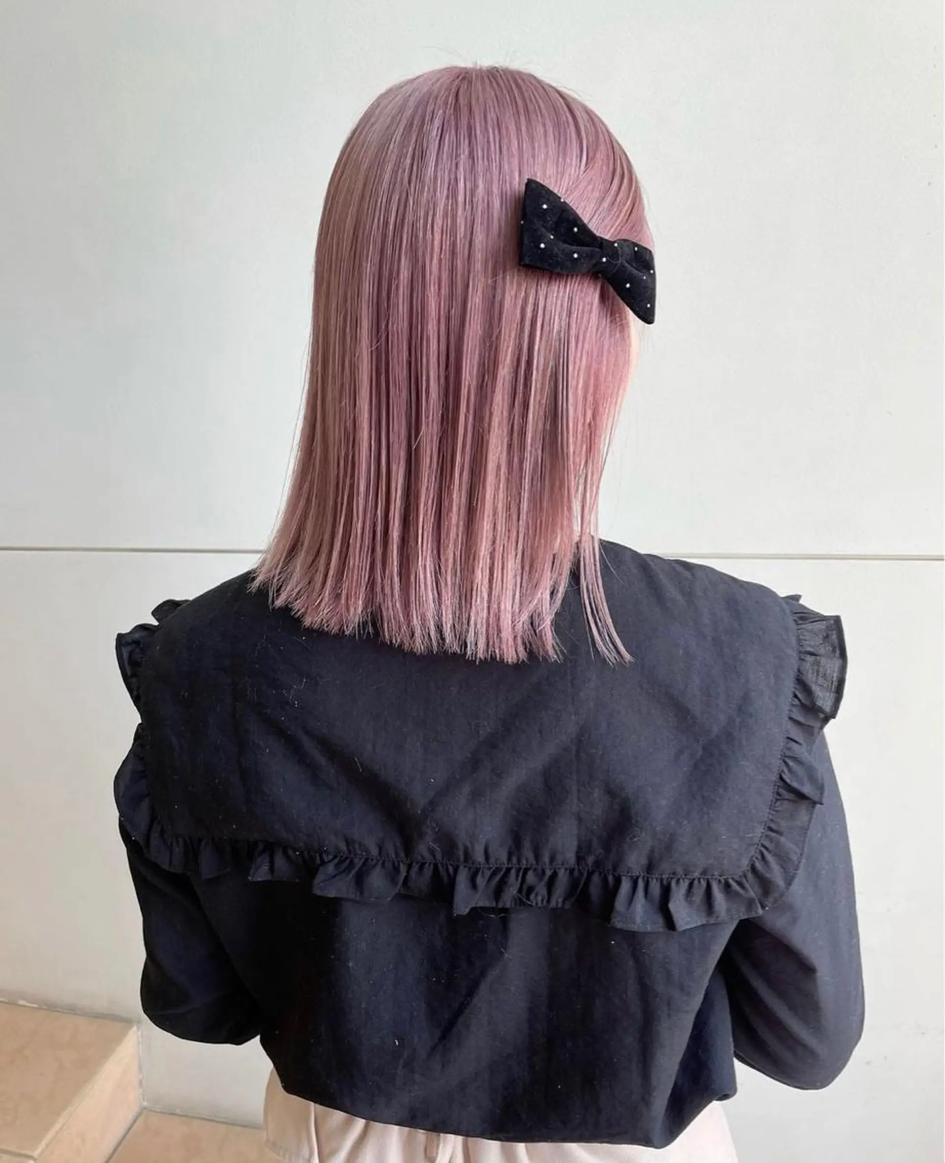 ミディアム SALOWIN 栄所属・河西 彩香/ブリーチカラーのヘアスタイル