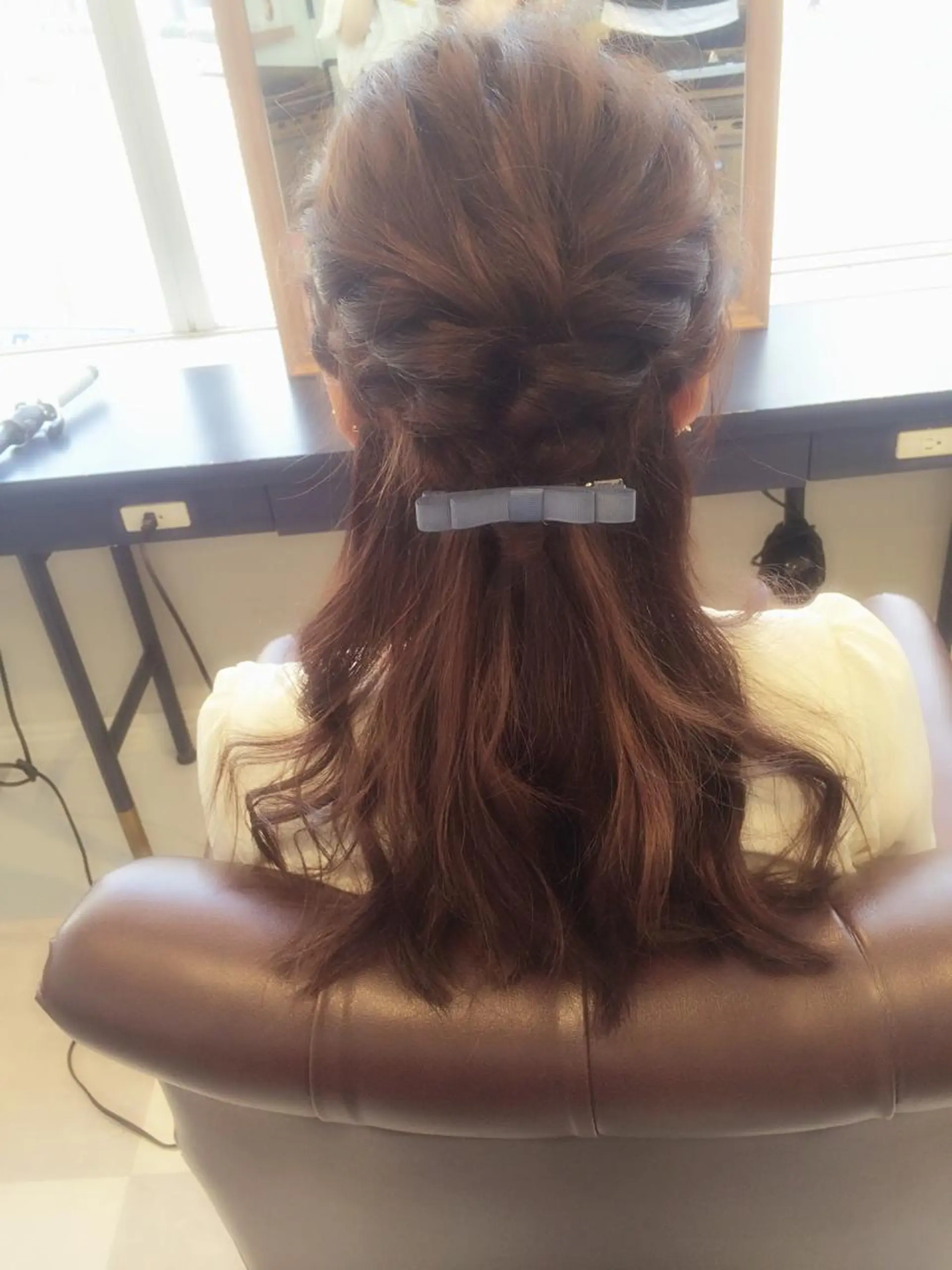 セミロング ヘアアレンジ ヤマナカ エリカのヘアスタイル