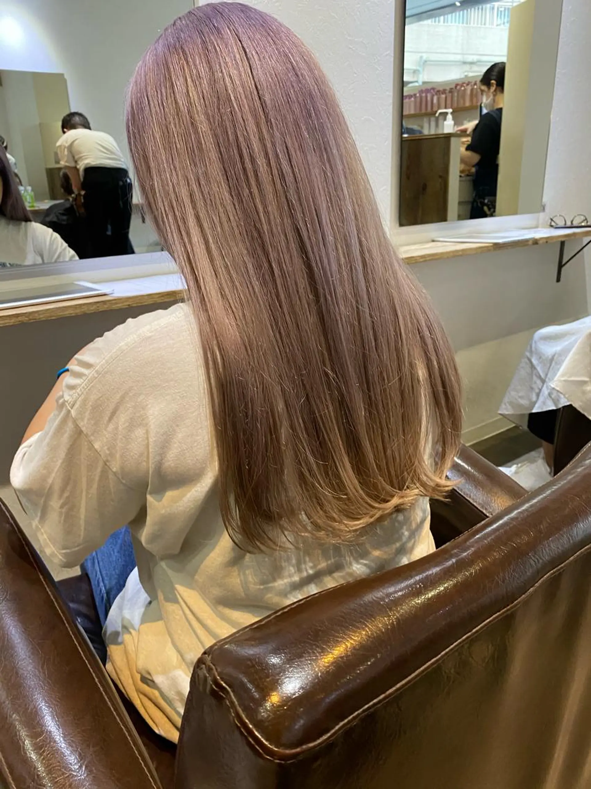 ロング カラー ベージュカラー ラベンダーカラー ラベンダーベージュ カット ヘアカラー トリートメント 森貴裕/ベージュ/ パーマ/オリーブのヘアスタイル