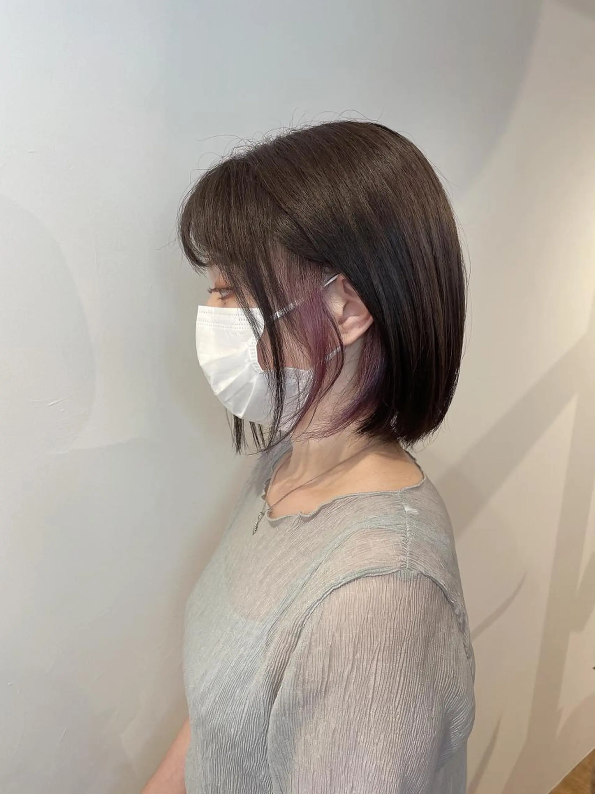 ショート カラー ブリーチ ラベンダーカラー ヘアカラー トリートメント ヘアアレンジ にいた　かづしげのヘアスタイル