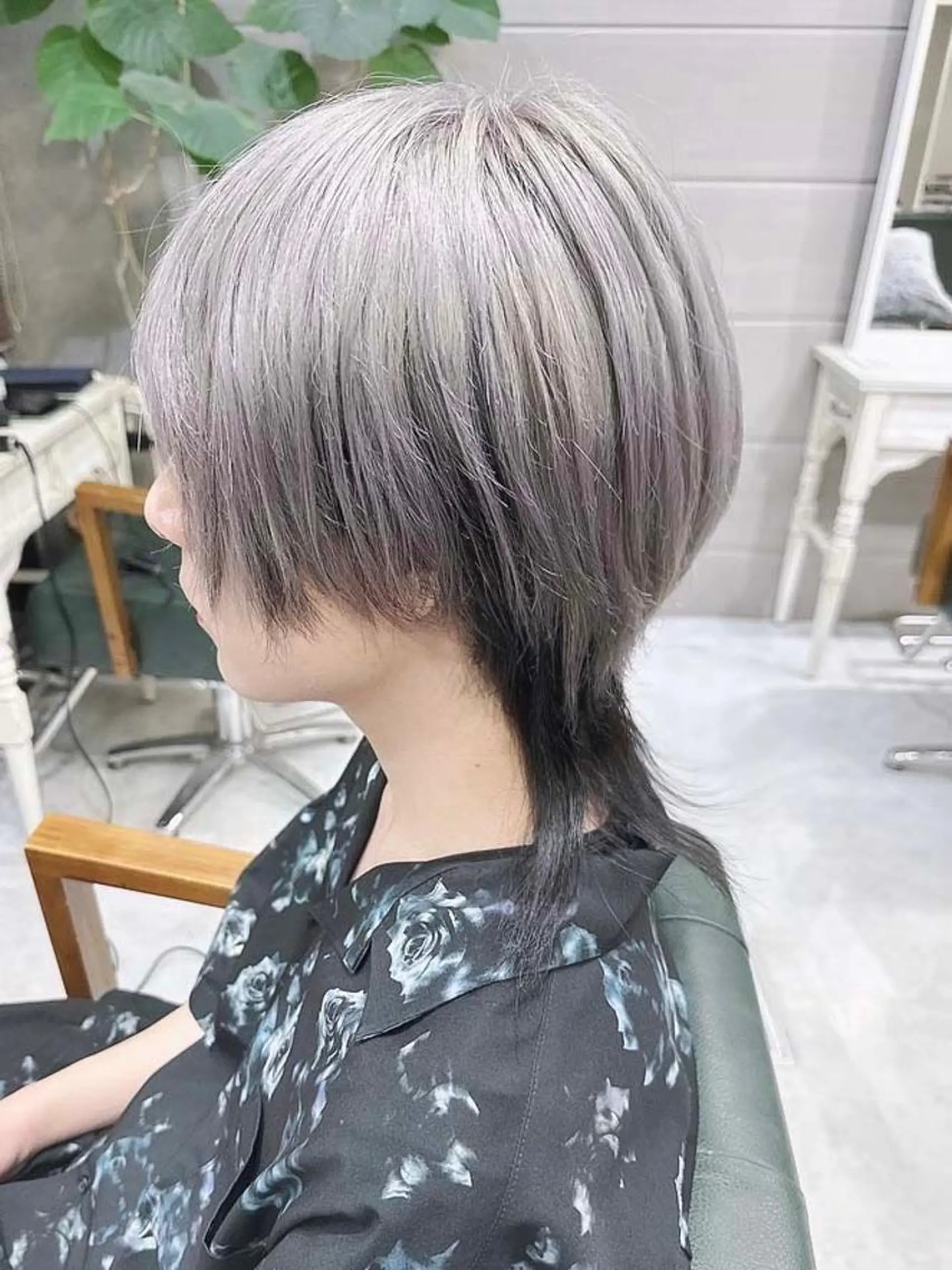 ショート カラー ヘアアレンジ メンズ メンズブリーチ メンズ韓国風 韓国マッシュ マッシュ ツーブロック 𝐑𝐈𝐍𝐊𝐀 🐷🖤のヘアスタイル