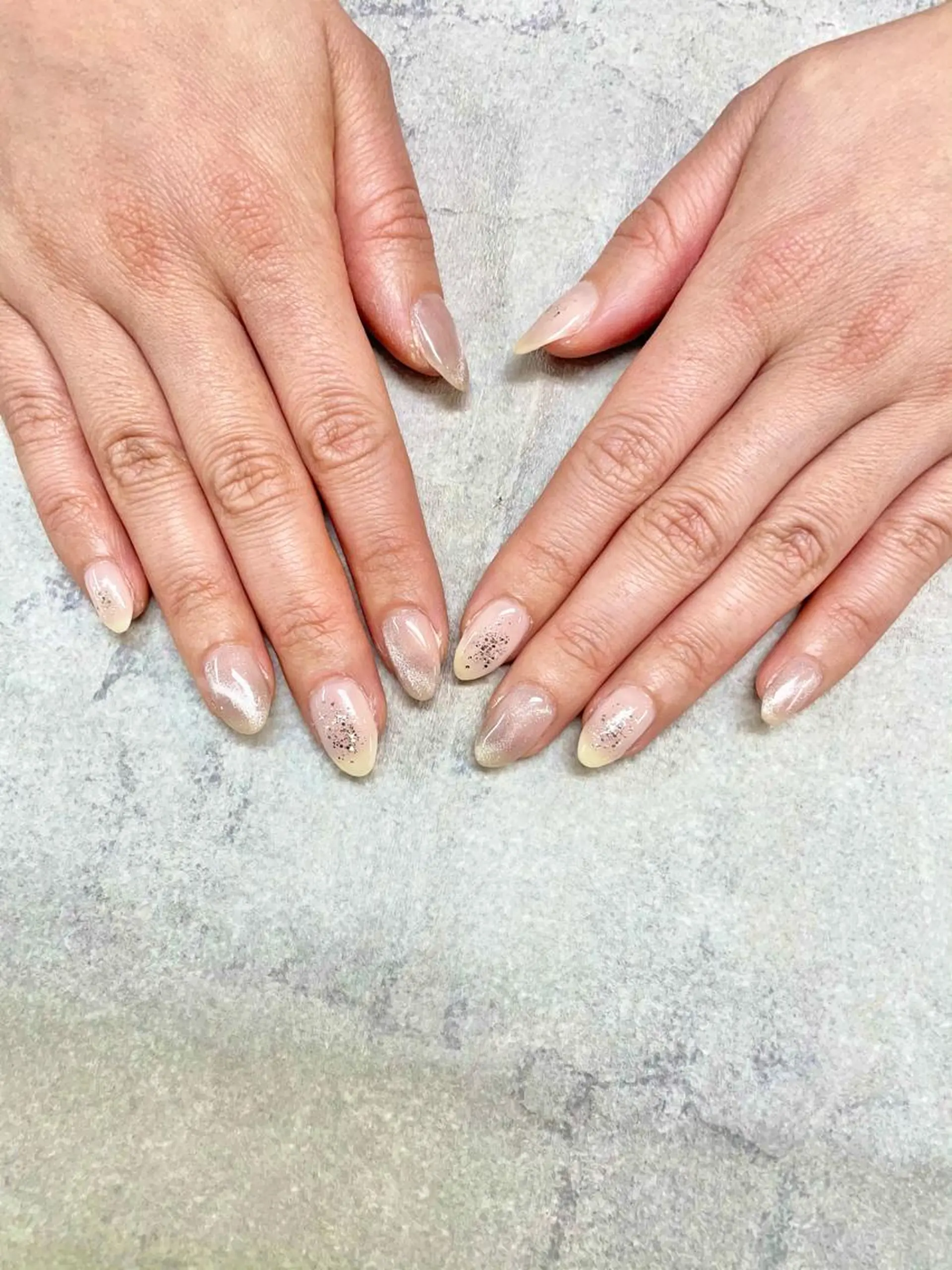 ネイル マグネットネイル ホワイト ハンドネイル ハンドケア .N YUKIのネイルデザイン