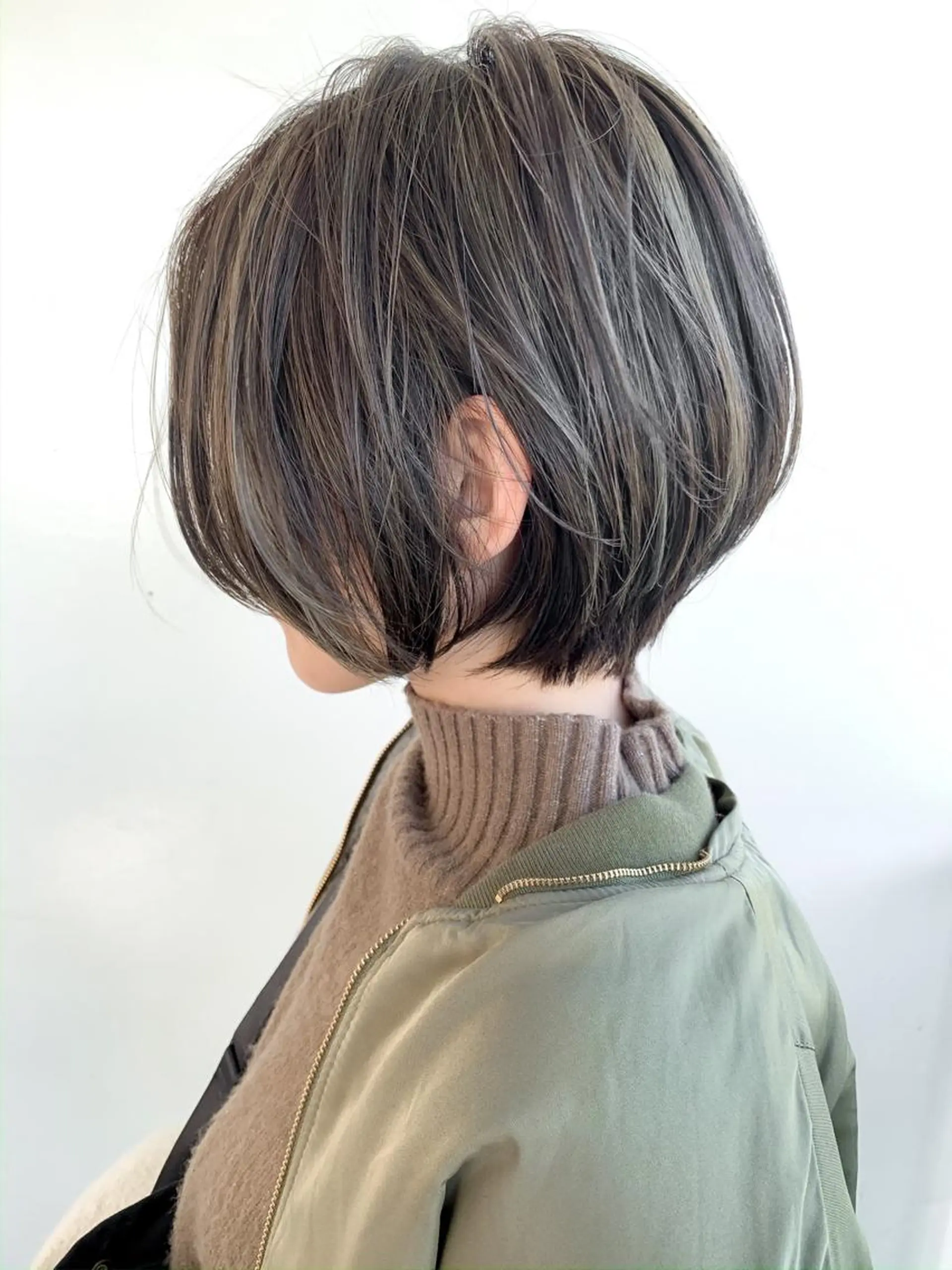 ショート カラー ショート/レイヤー なら石井知希のヘアスタイル