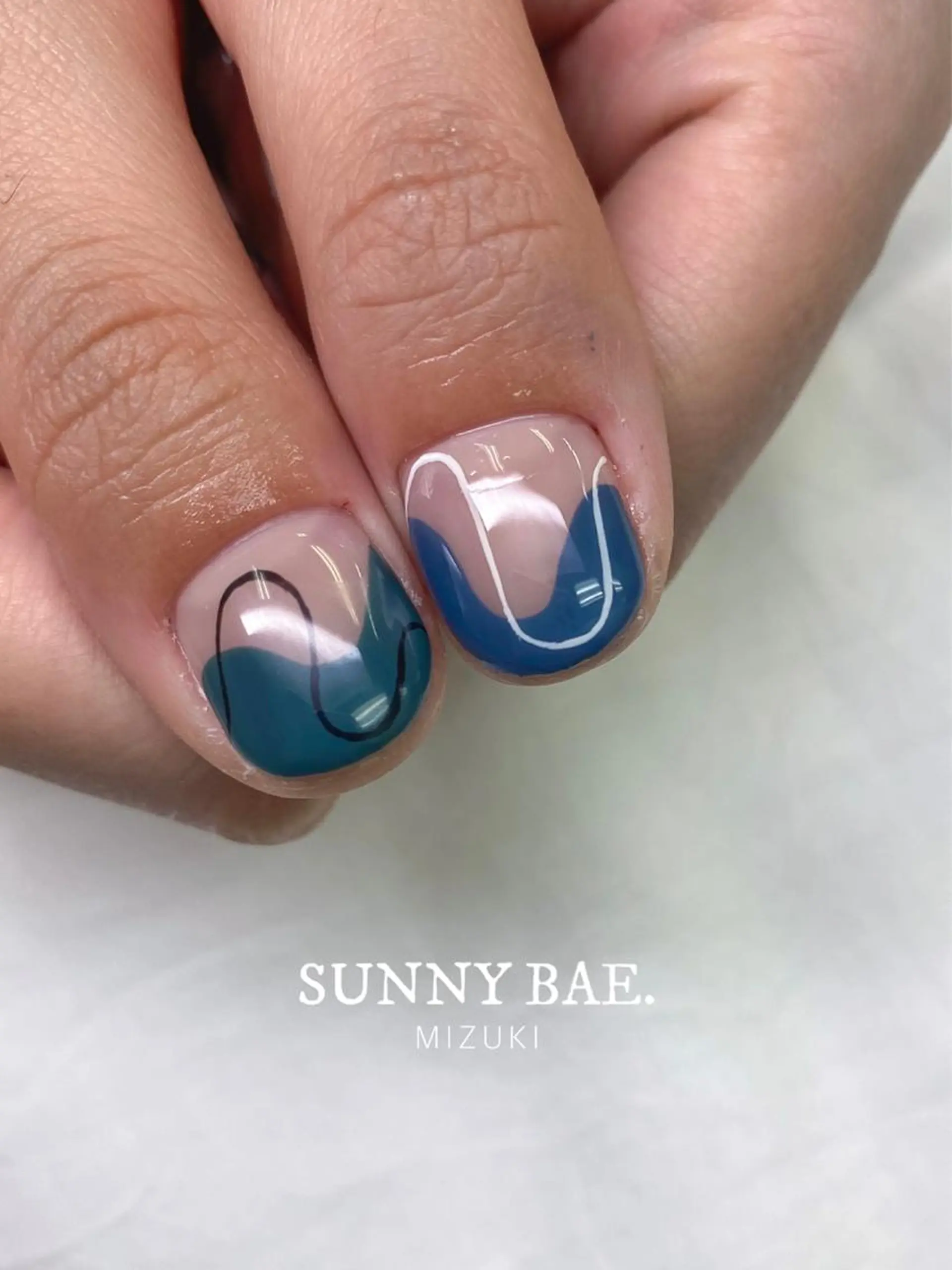 ネイル 冬ネイル SUNNY BAE. 🌼MIZUKIのネイルデザイン