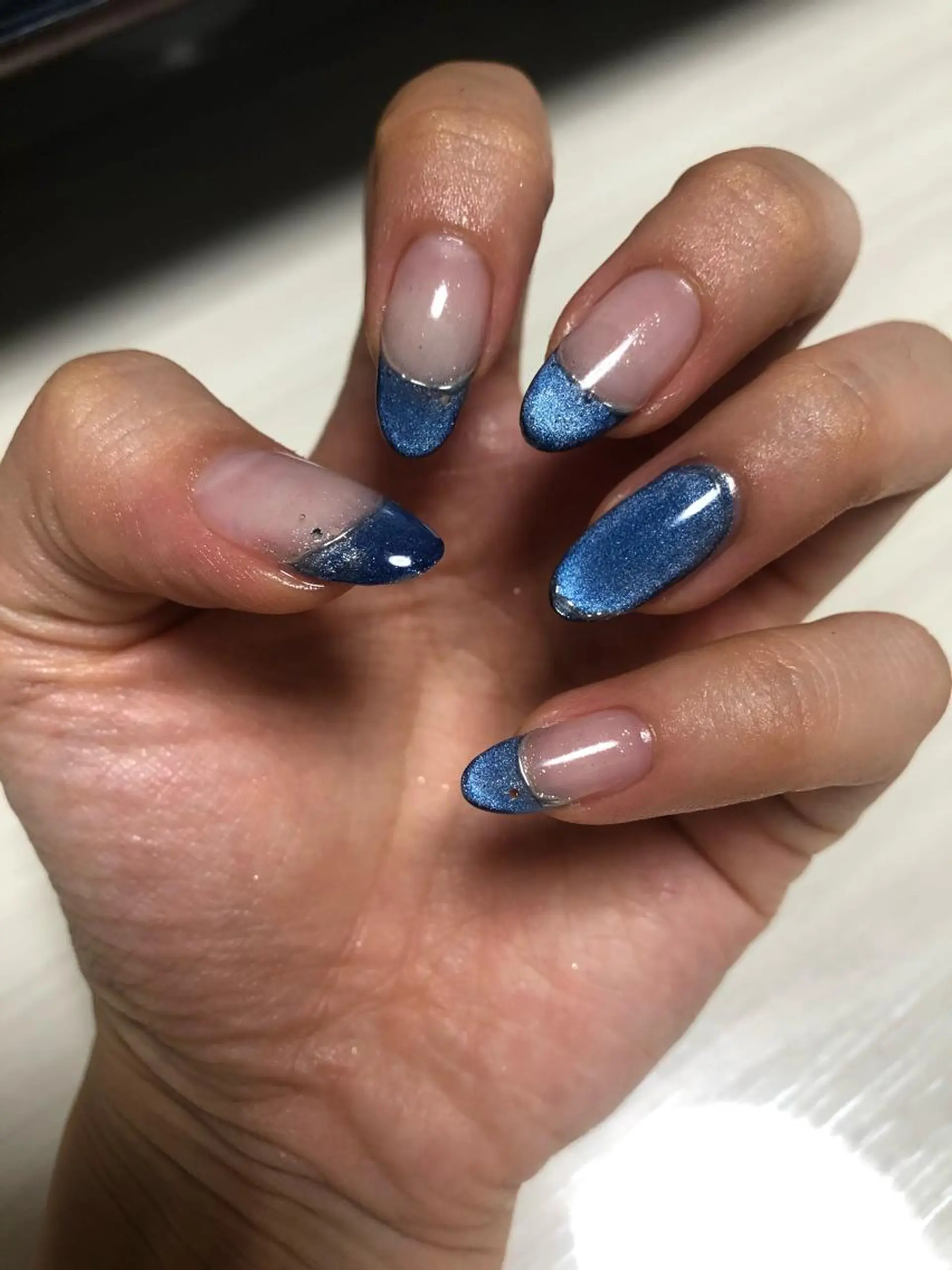 ネイル フレンチネイル マグネットネイル マグネットフレンチ ハンドネイル MELLMODE所属・Nakano Kanaのネイルデザイン