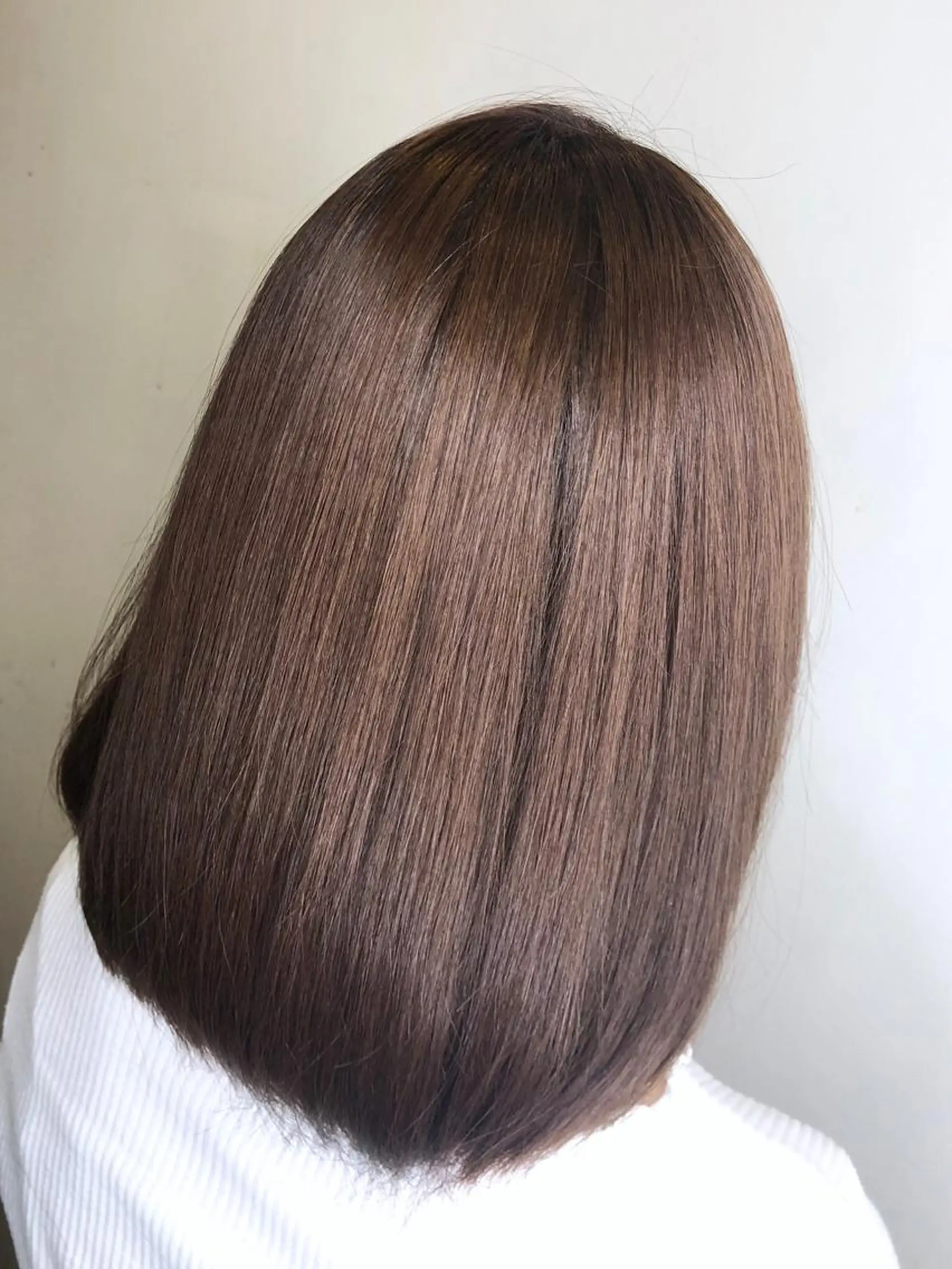 ミディアム ヘアカラー 艶髪職人 山本隼正のヘアスタイル