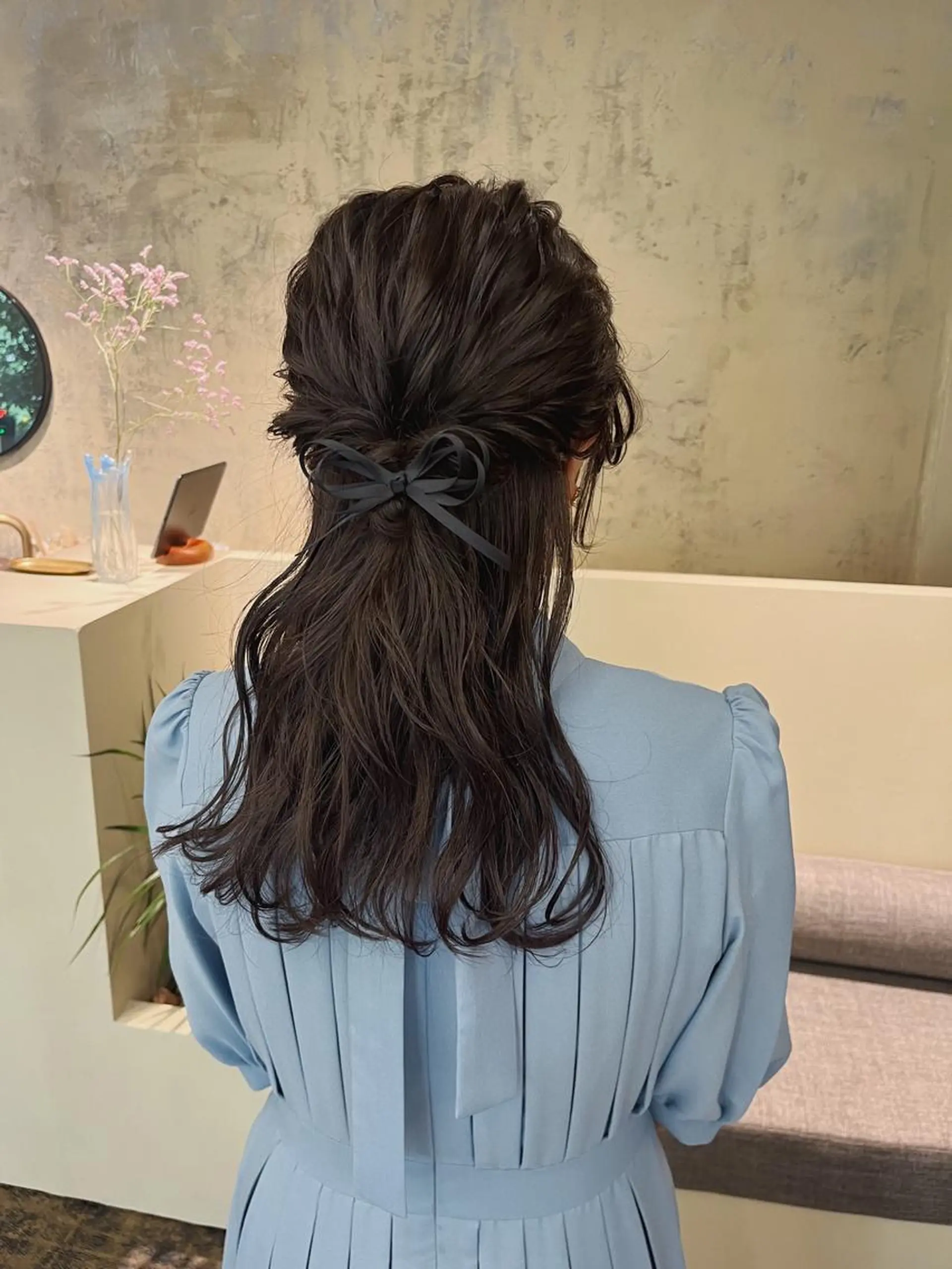 ロング ヘアアレンジ ハーフアップ 結婚式・ブライダル ヘアセット 西山 紗耶香🪽 透明感カラー/ボブのヘアスタイル
