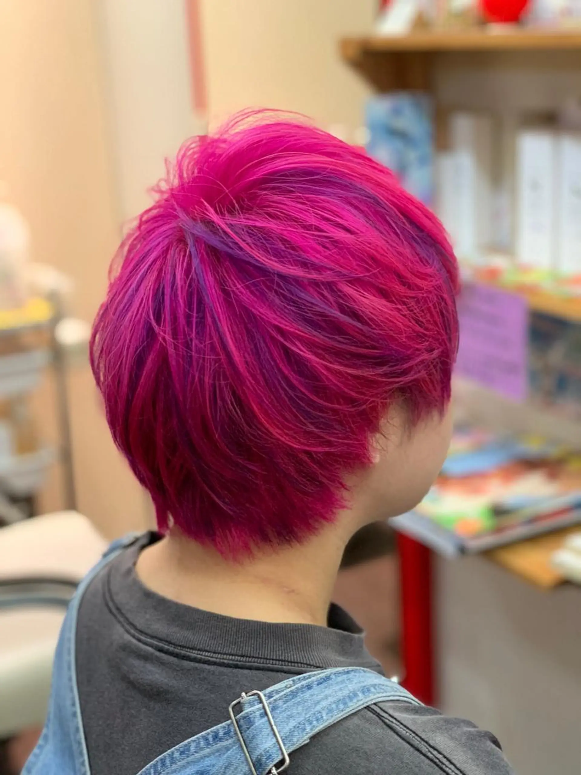 ショート ヘアカラー たけい ゆうきのヘアスタイル