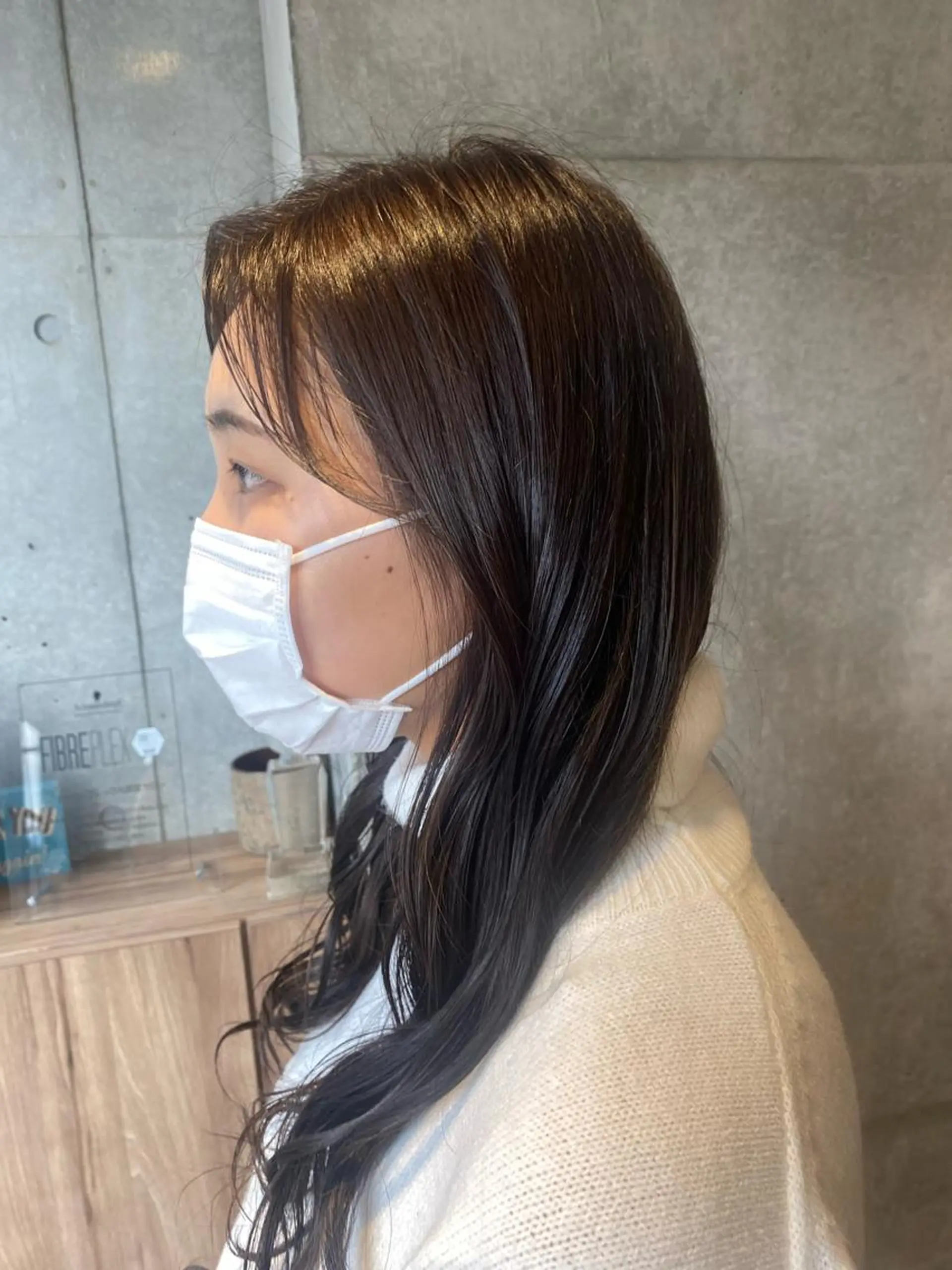 ロング カラー テシロギ セイナのヘアスタイル