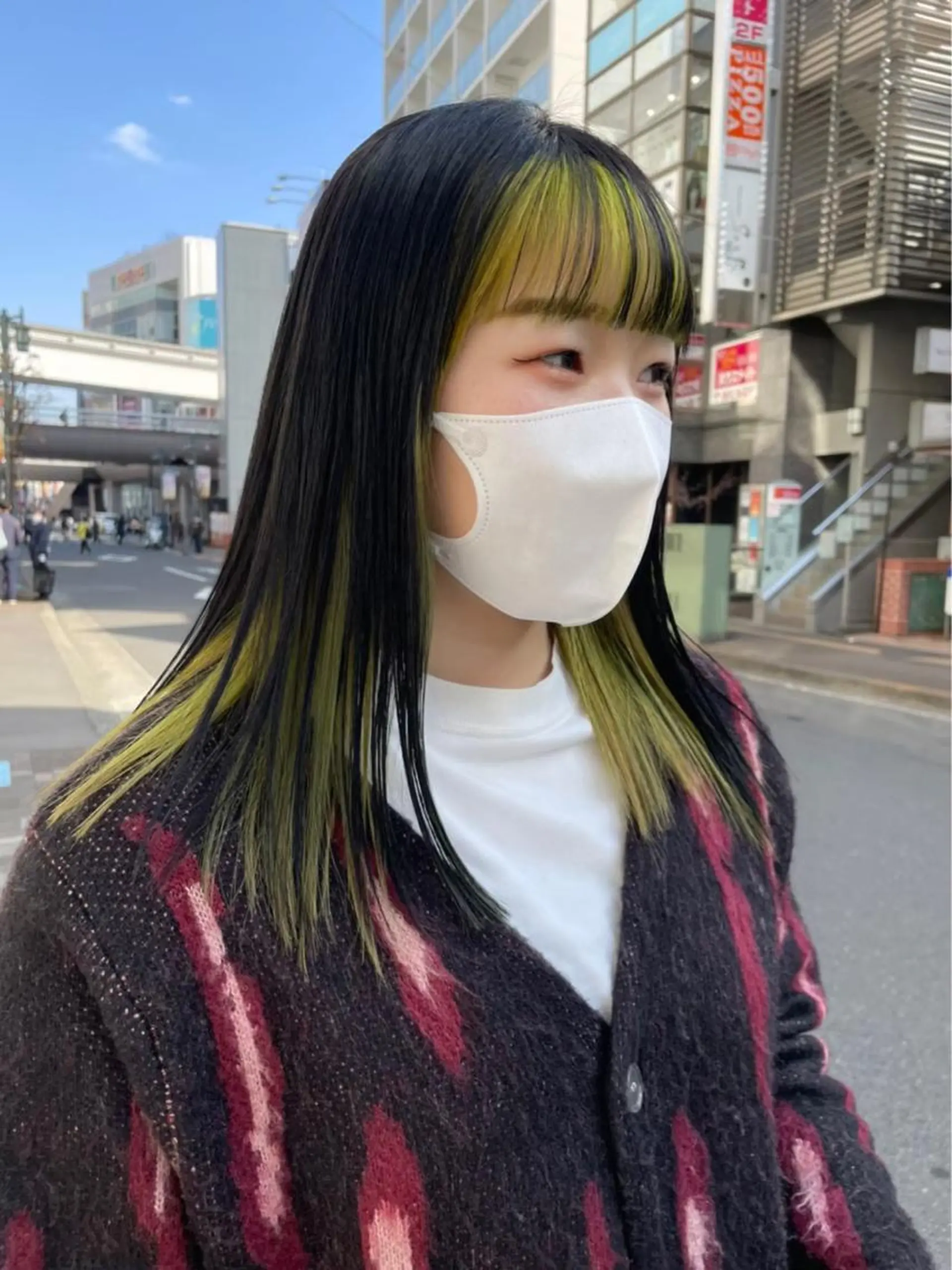 セミロング カラー ブリーチ ケアブリーチ デザインカラー ダブルカラー イヤリングカラー メンズスタイル Hitomi🐶のヘアスタイル