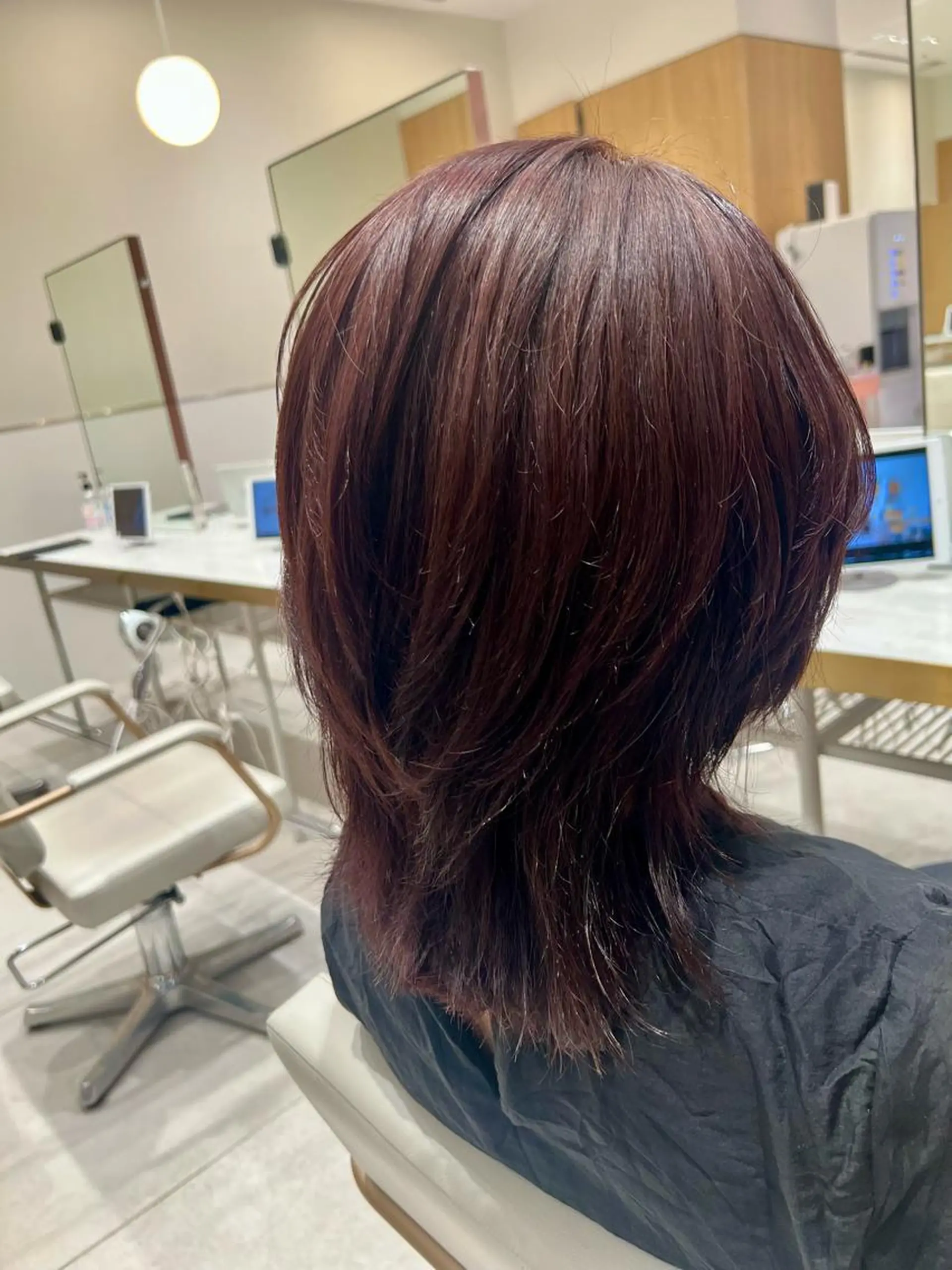 カラー 透明感カラー/レイヤ ーhinata.のヘアスタイル