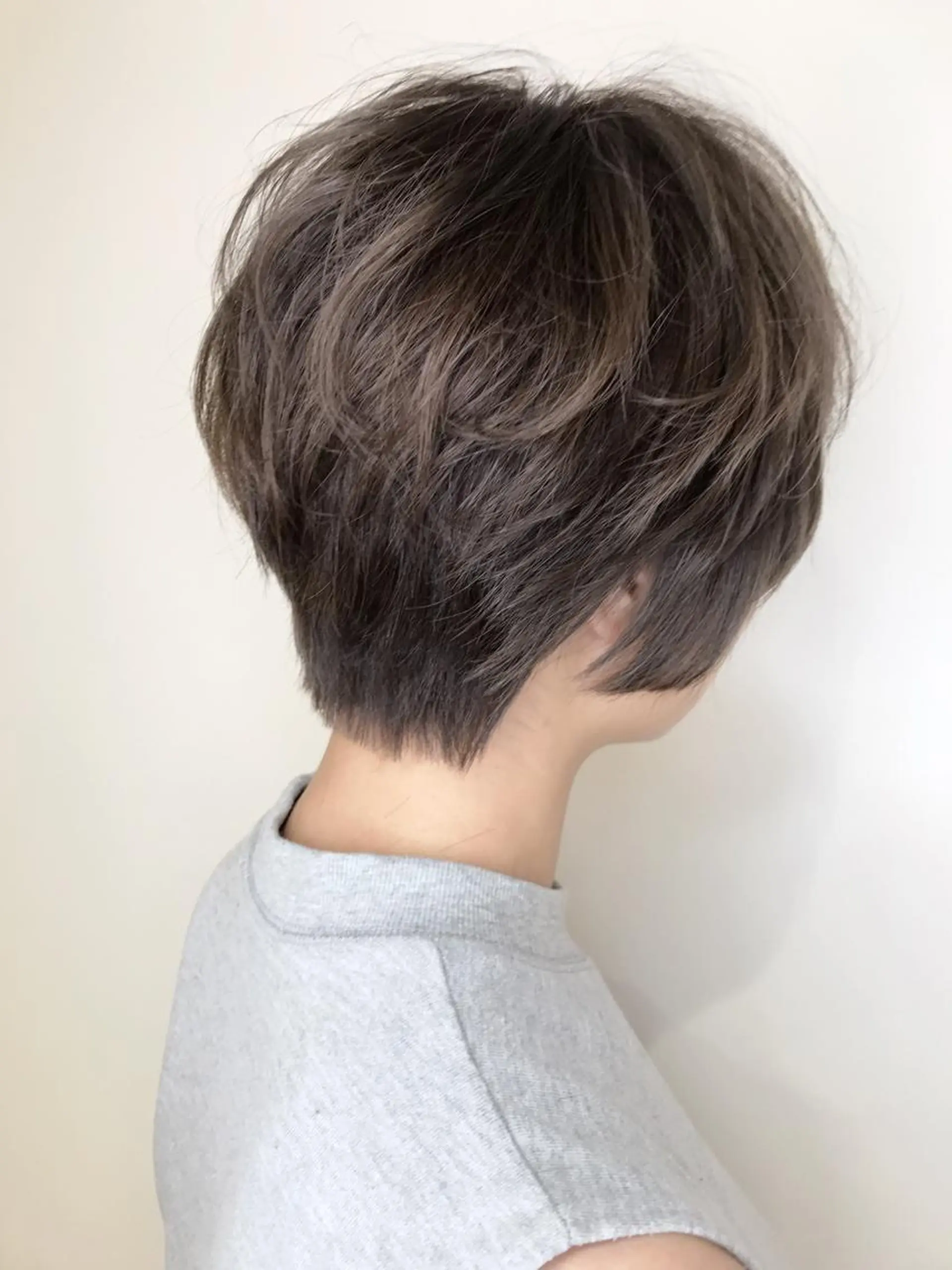 ショート カラー ショートヘア カット ヘアカラー ハイライト/髪質改善 ✂️十河祐輝のヘアスタイル