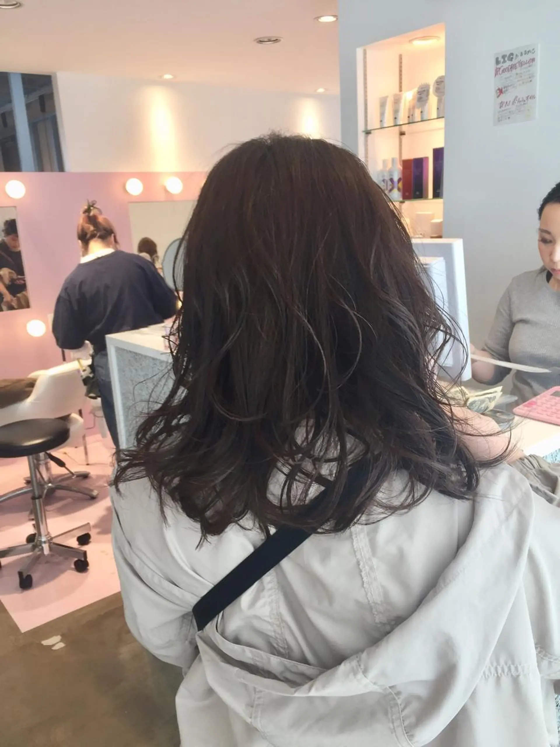 セミロング カット ヘアカラー トリートメント ヘッドスパ 所渉/韓国レイヤー /ウルフカットのヘアスタイル