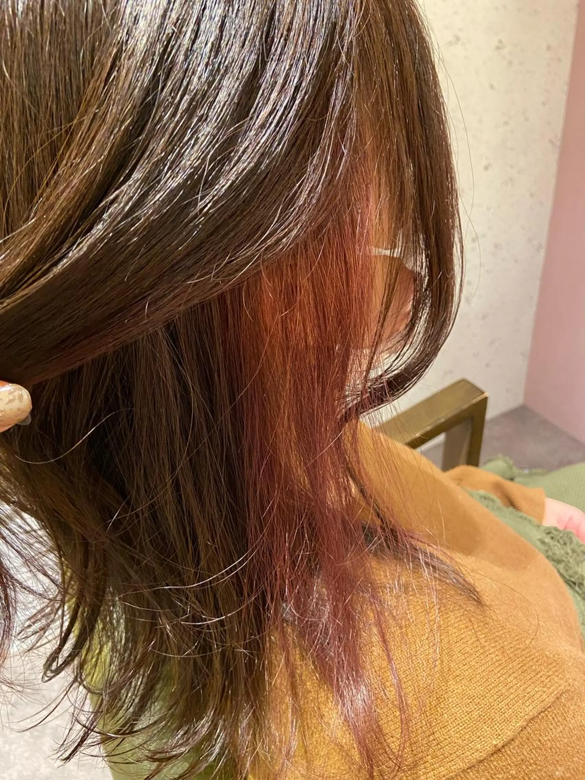 ミディアム カラー インナーカラー ピンクカラー ボブ レイヤーカット 外ハネヘア 滝口 江梨🔅のヘアスタイル