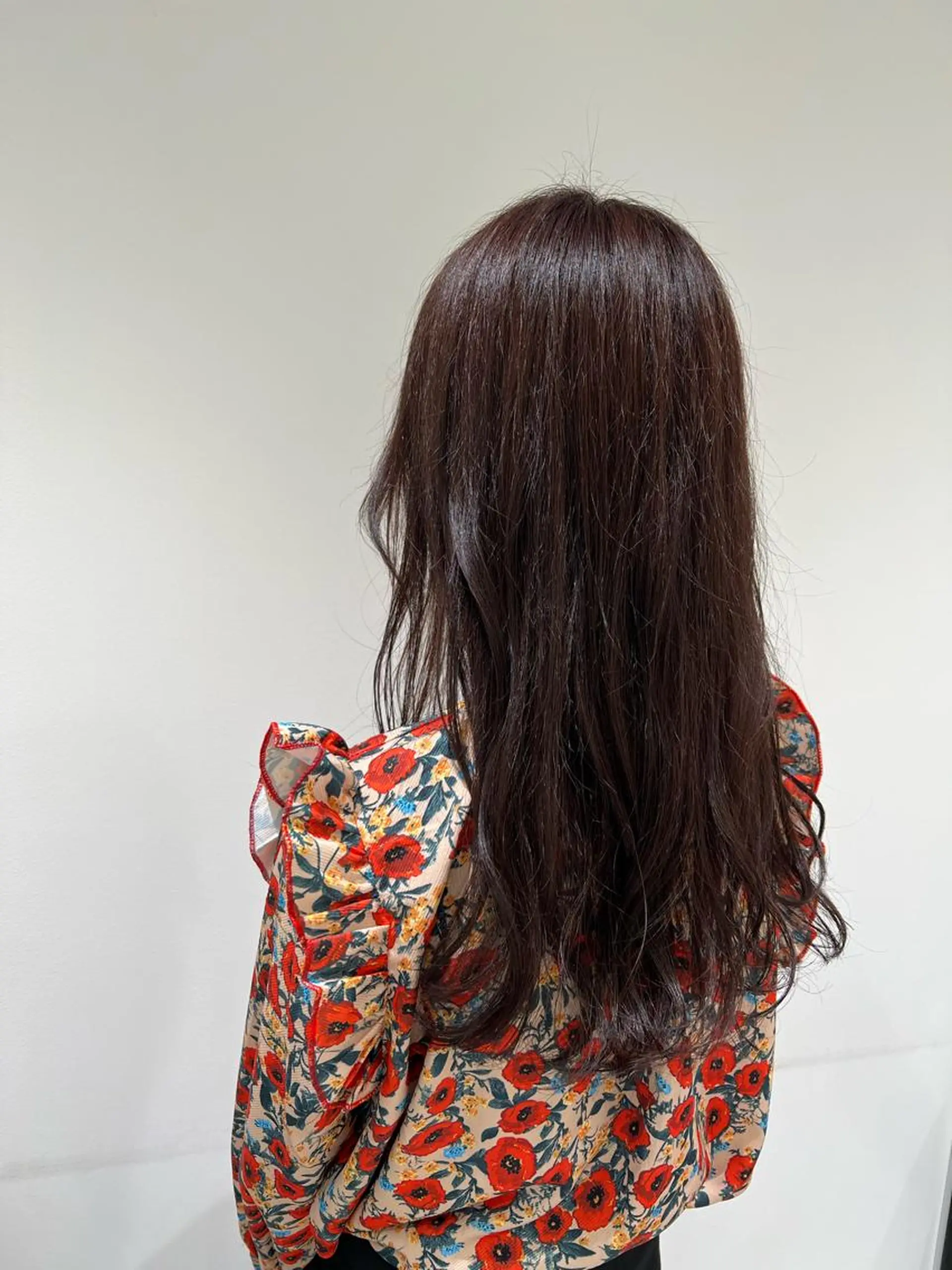 セミロング カラー ラベンダーカラー ピンクカラー ピンクラベンダー カット ヘアカラー 【暖色カラー特化】 中山由梨のヘアスタイル