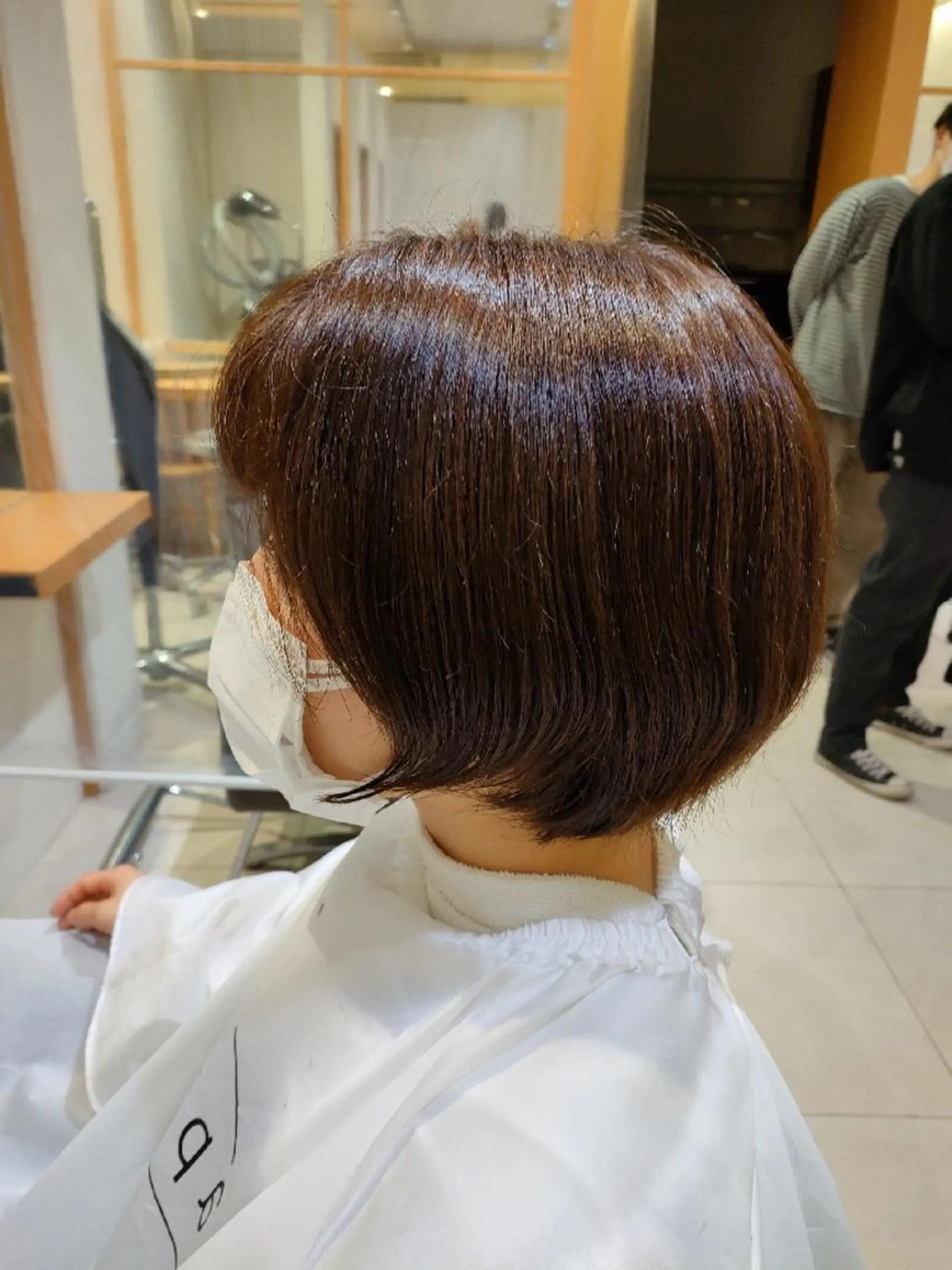 カラー 中島 愛のヘアスタイル