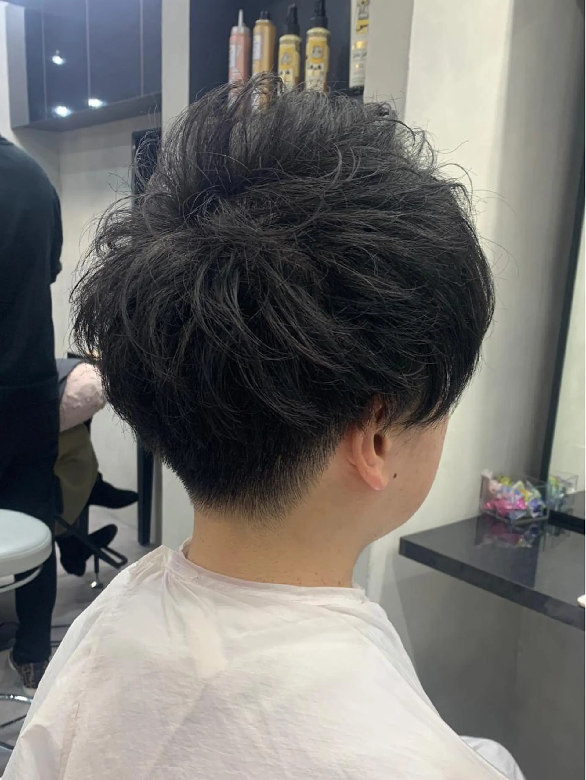 ショート カラー パーマ メンズ マッシュ SALOWIN Frente店所属・個室で似合わせ好印象 🧡外山弥千代のヘアスタイル