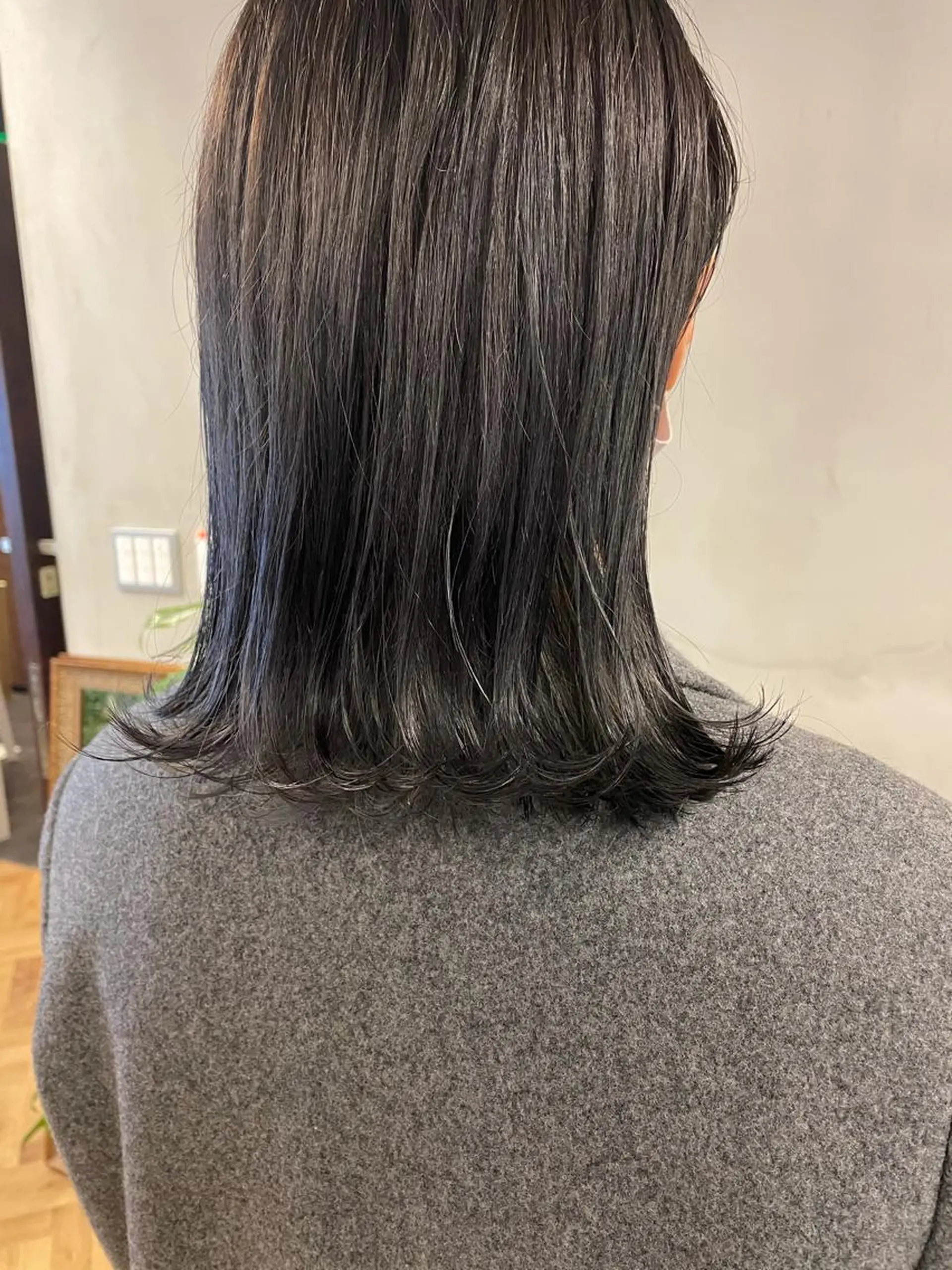 ミディアム カラー パーマ アッシュ カット ヘアカラー トリートメント tatsumi/ボブ ウルフ/レイヤーのヘアスタイル