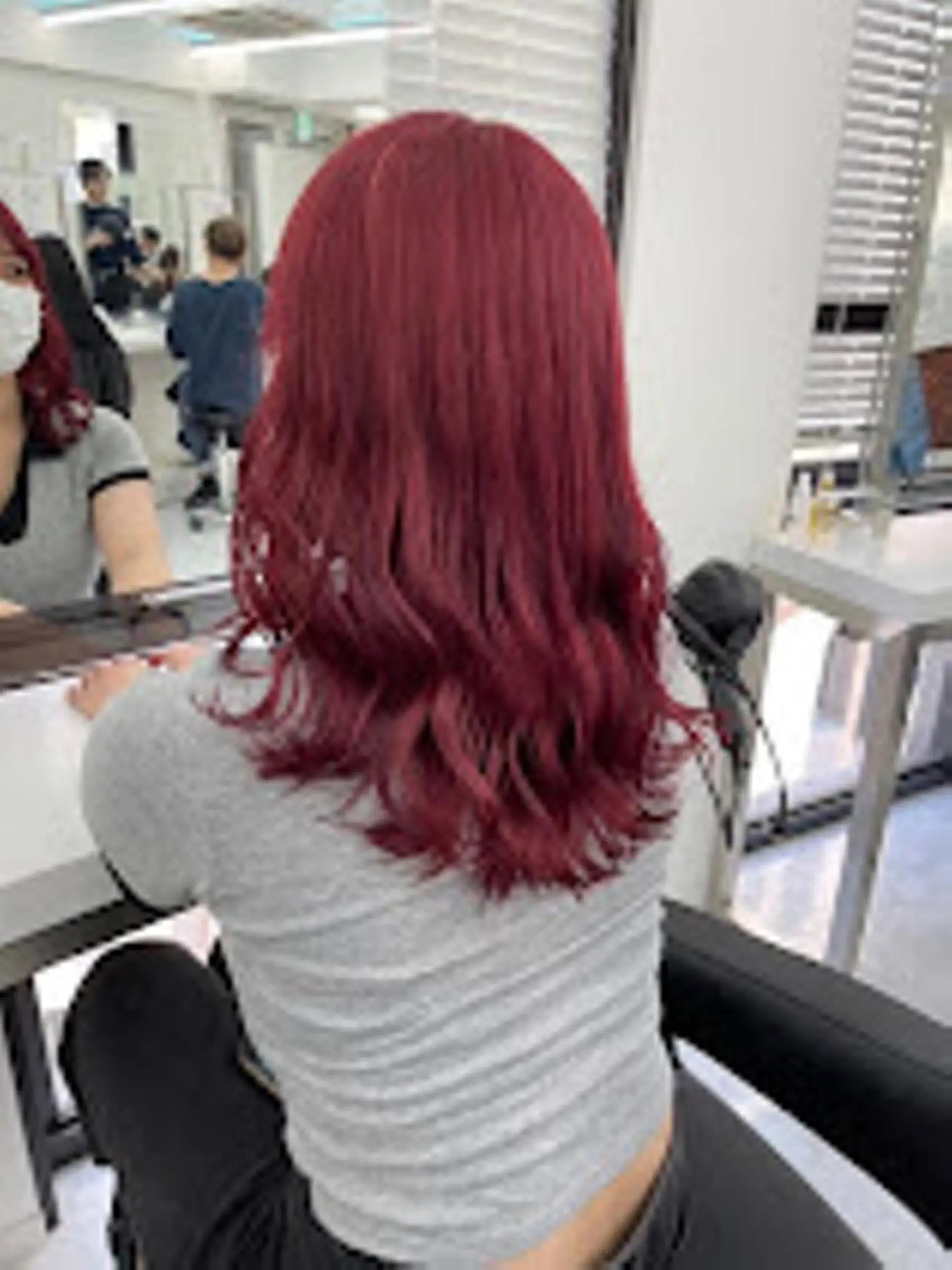 カラー 🌼原宿JUICE／ official🌼のヘアスタイル