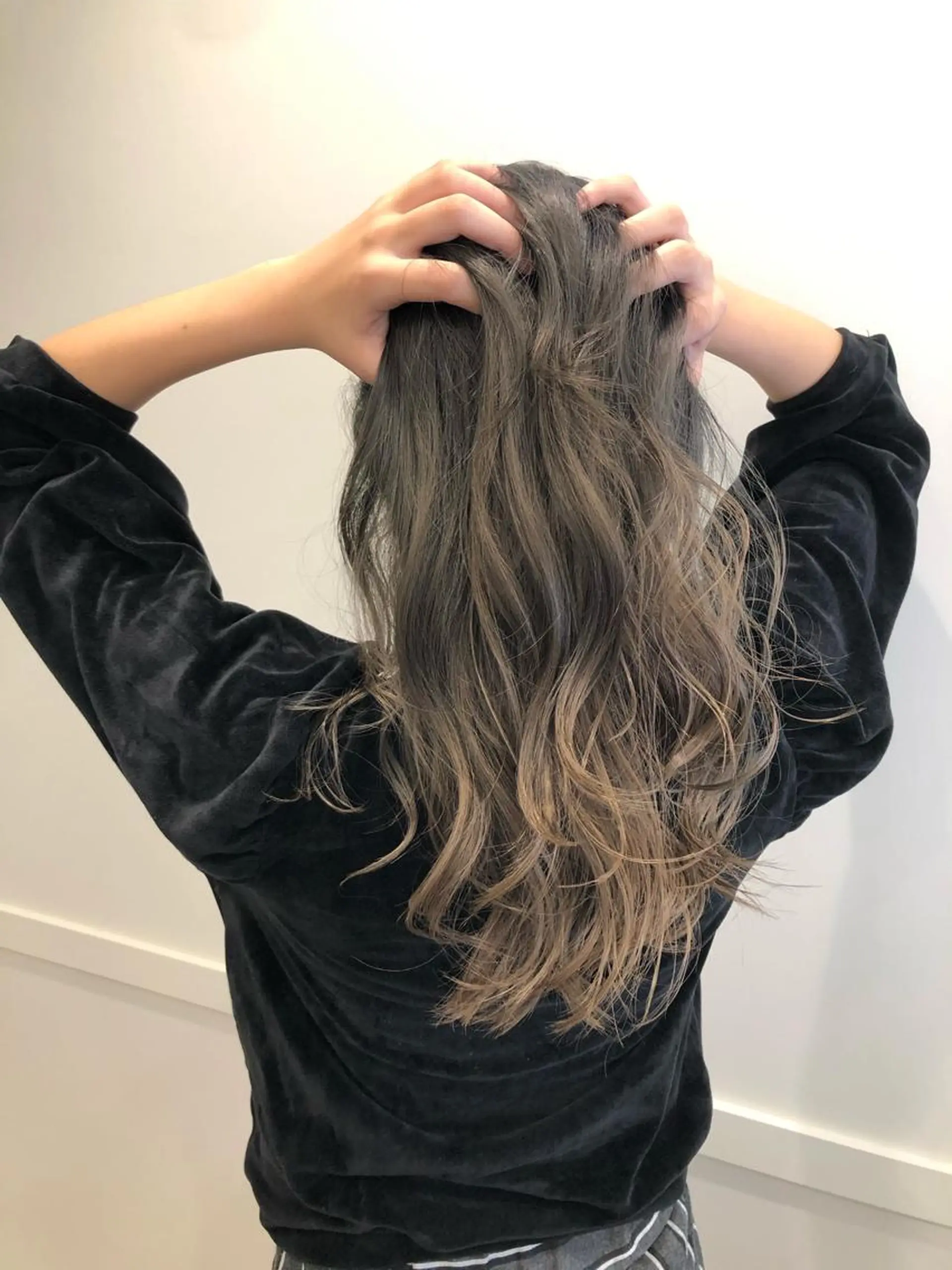 セミロング GO TODAY SHAiRE SALON原宿Stella店所属・GO TODAY シェアサロンのヘアスタイル