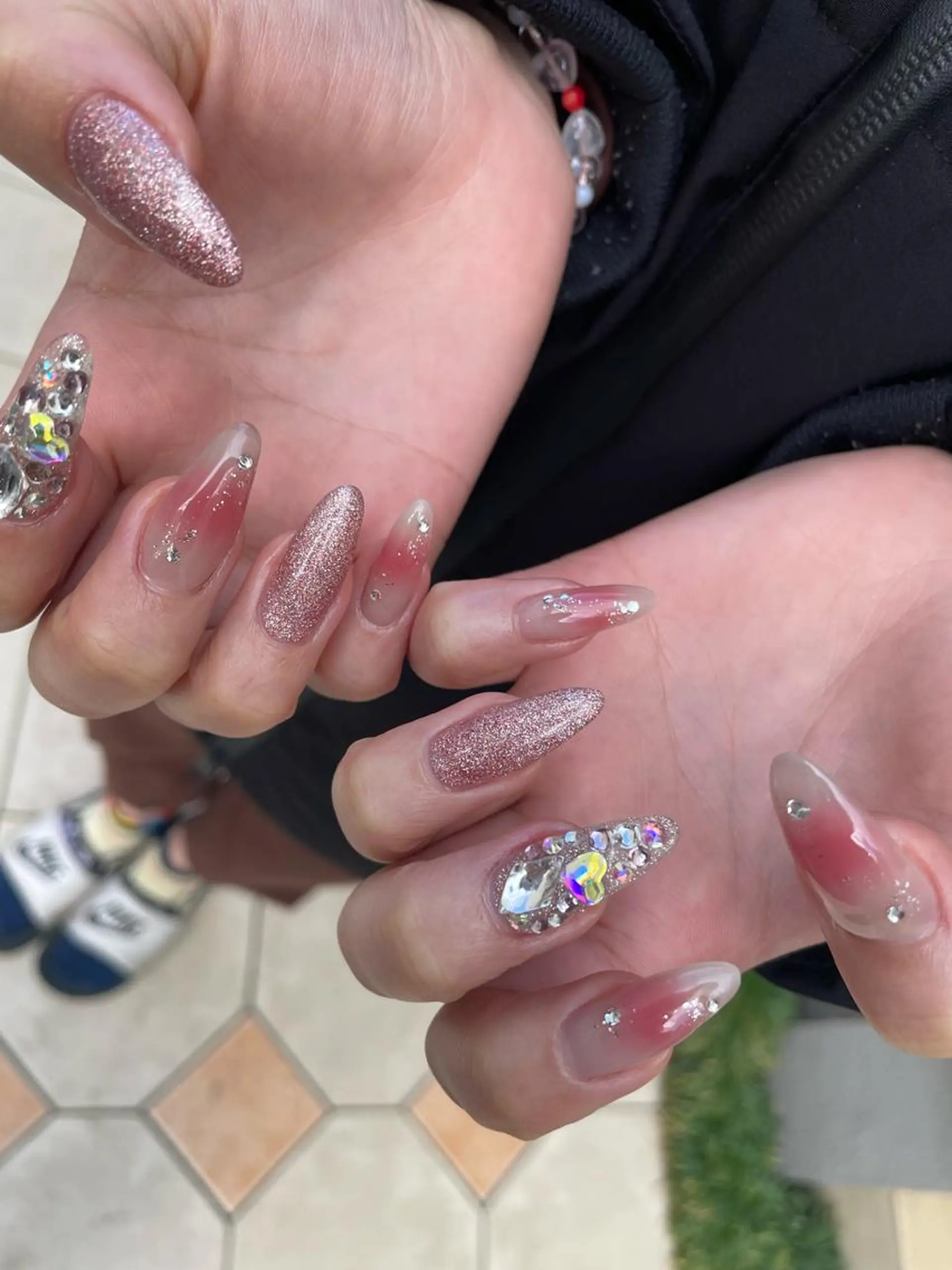 ロング カラー ヘアアレンジ キッズ ネイル マツエク・マツパ アイブロウ 福田 加奈のネイルデザイン