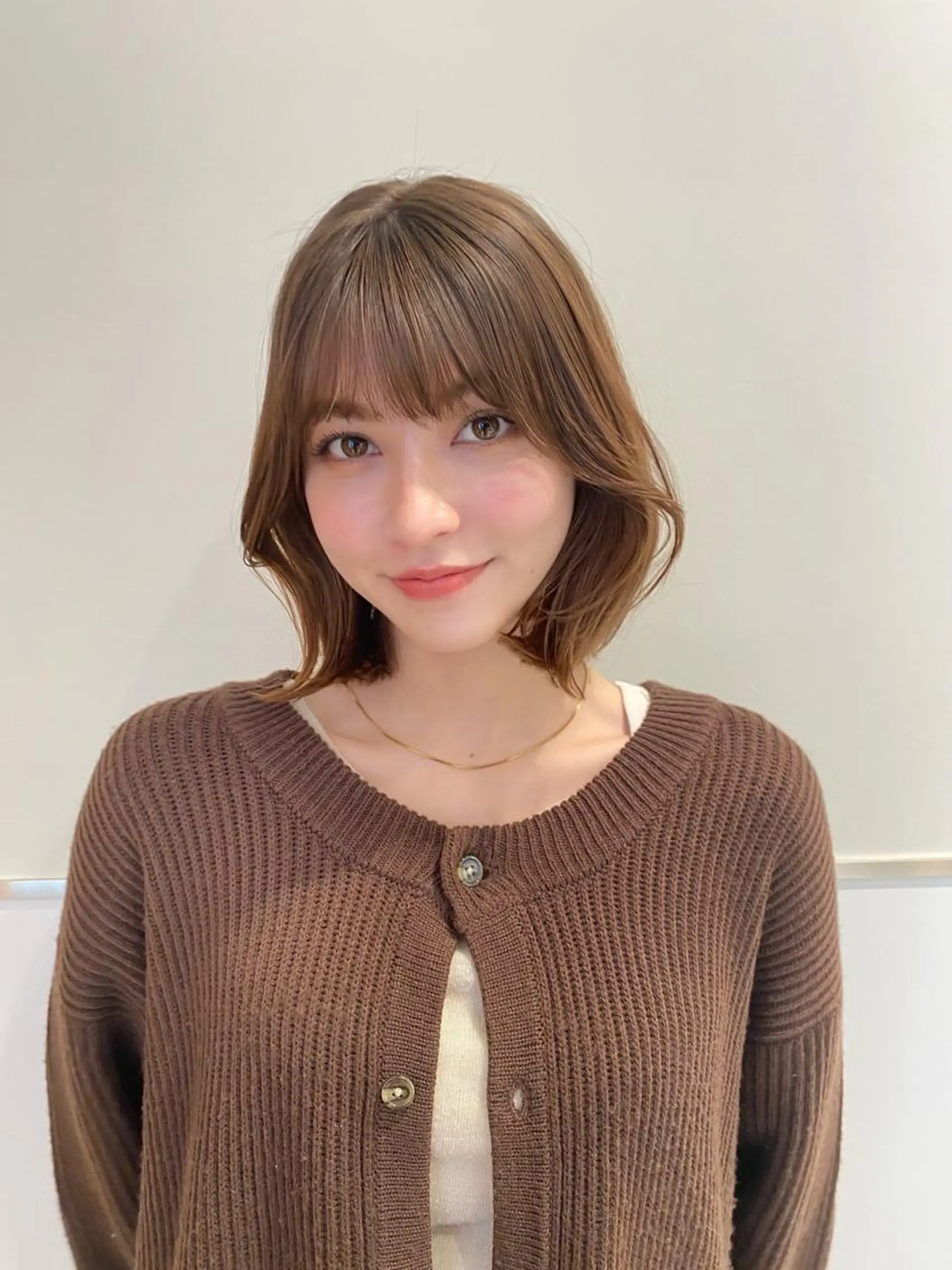 ショート カラー パーマ ヘアアレンジ ボブレイヤー アディクシーカラー 透明感カラー イルミナカラー ボブ カット ヘアカラー トリートメント ヘアセット 小野寺瑞希 /最小顔カットのヘアスタイル