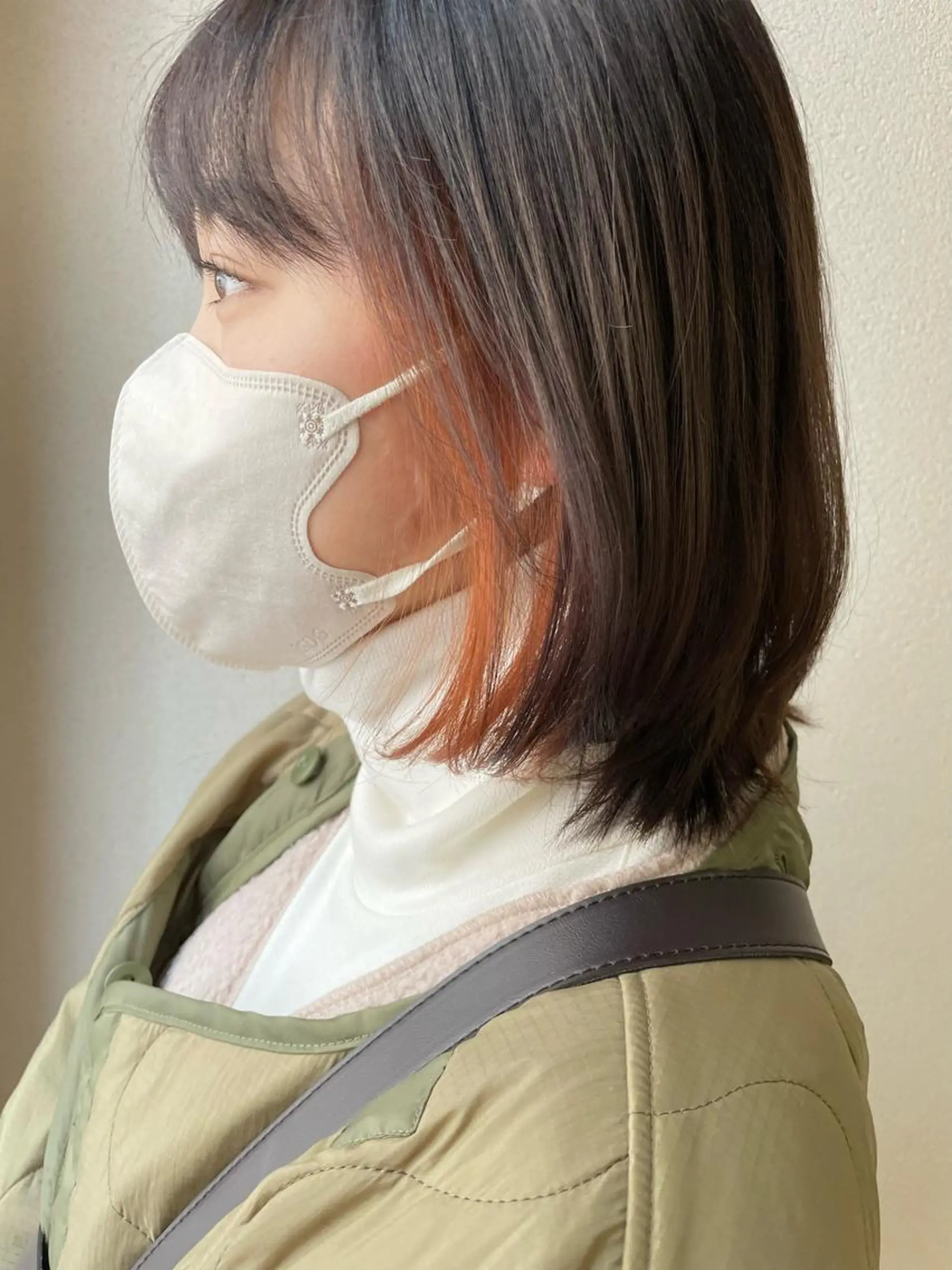 ミディアム カラー イヤリングカラー オレンジ ヘアカラー トリートメント 沢田 瞳のヘアスタイル