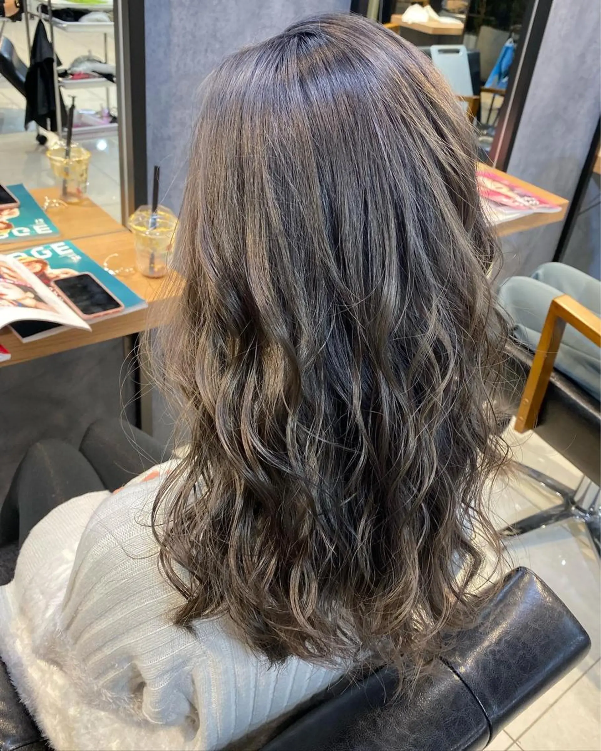 ロング カラー ヘアアレンジ メンズ キッズ ネイル マツエク・マツパ GO TODAY SHAiRE SALON所属・透明感カラー🤎 ゆりのヘアスタイル