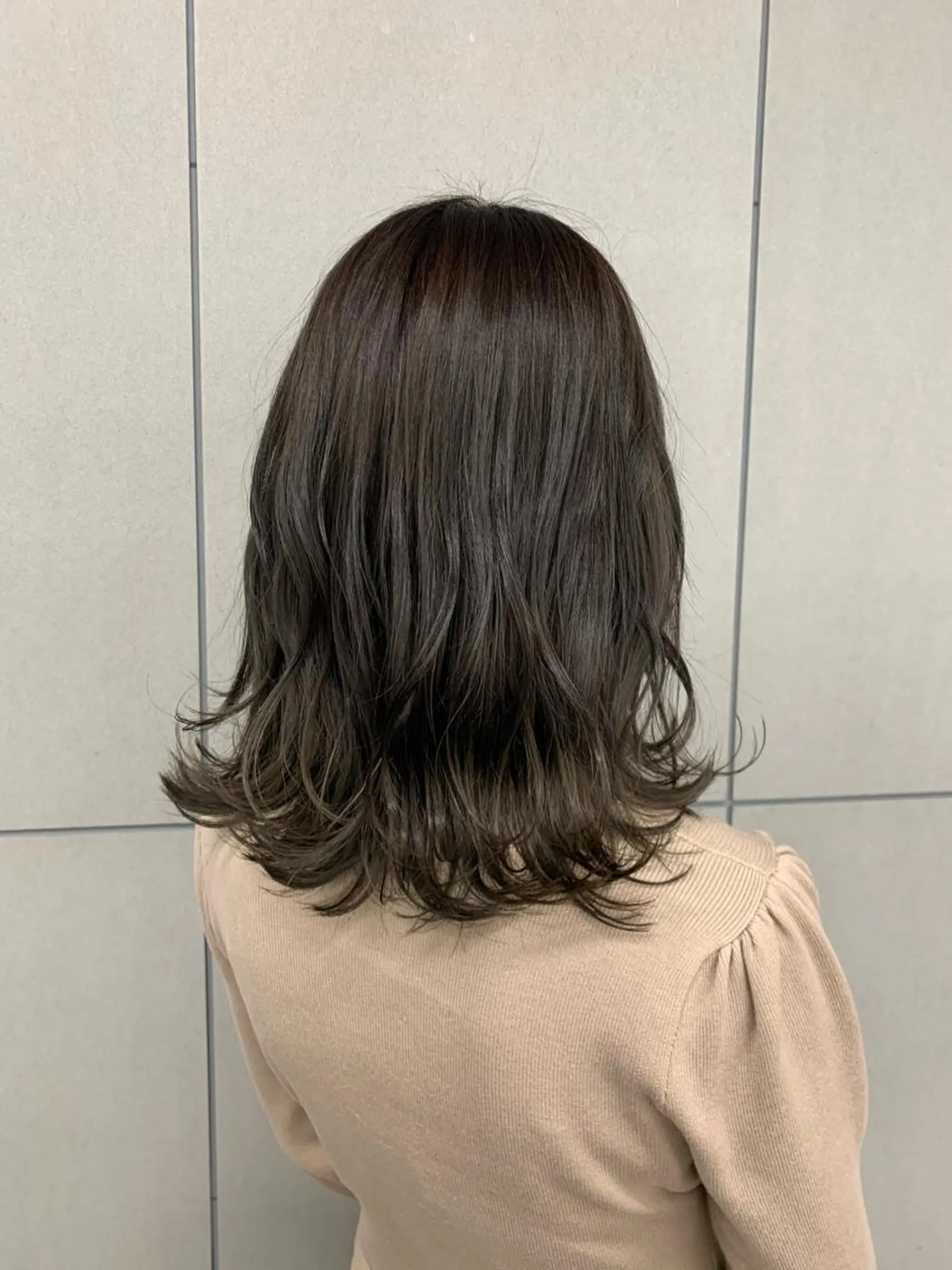 ミディアム カラー グレージュ Silk-lei【銀座店】所属・銀座/美髪縮毛矯正 /髪質改善/山本翔華のヘアスタイル