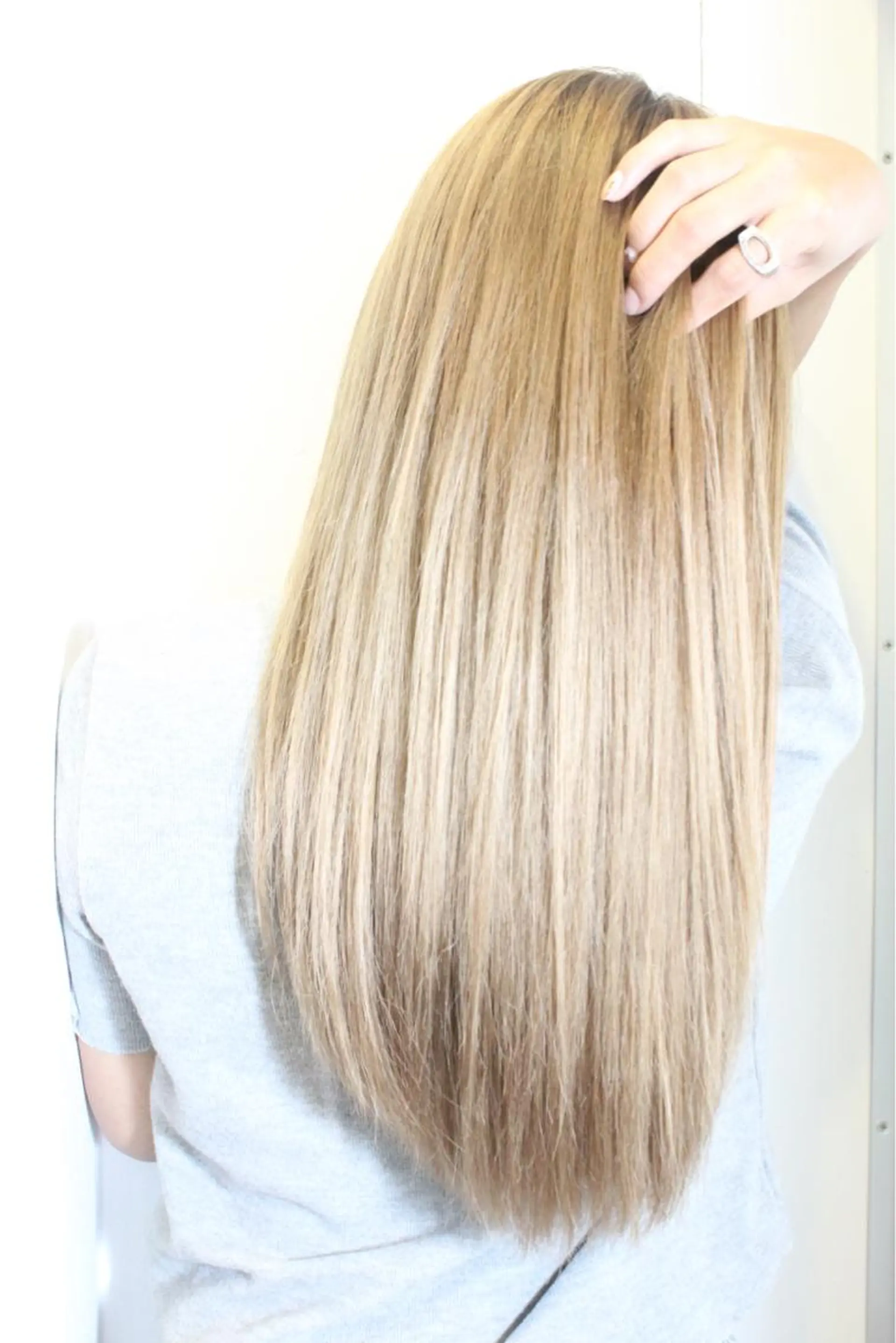 セミロング カラー 'amo所属・'amo eyelashのマツエク・マツパデザイン