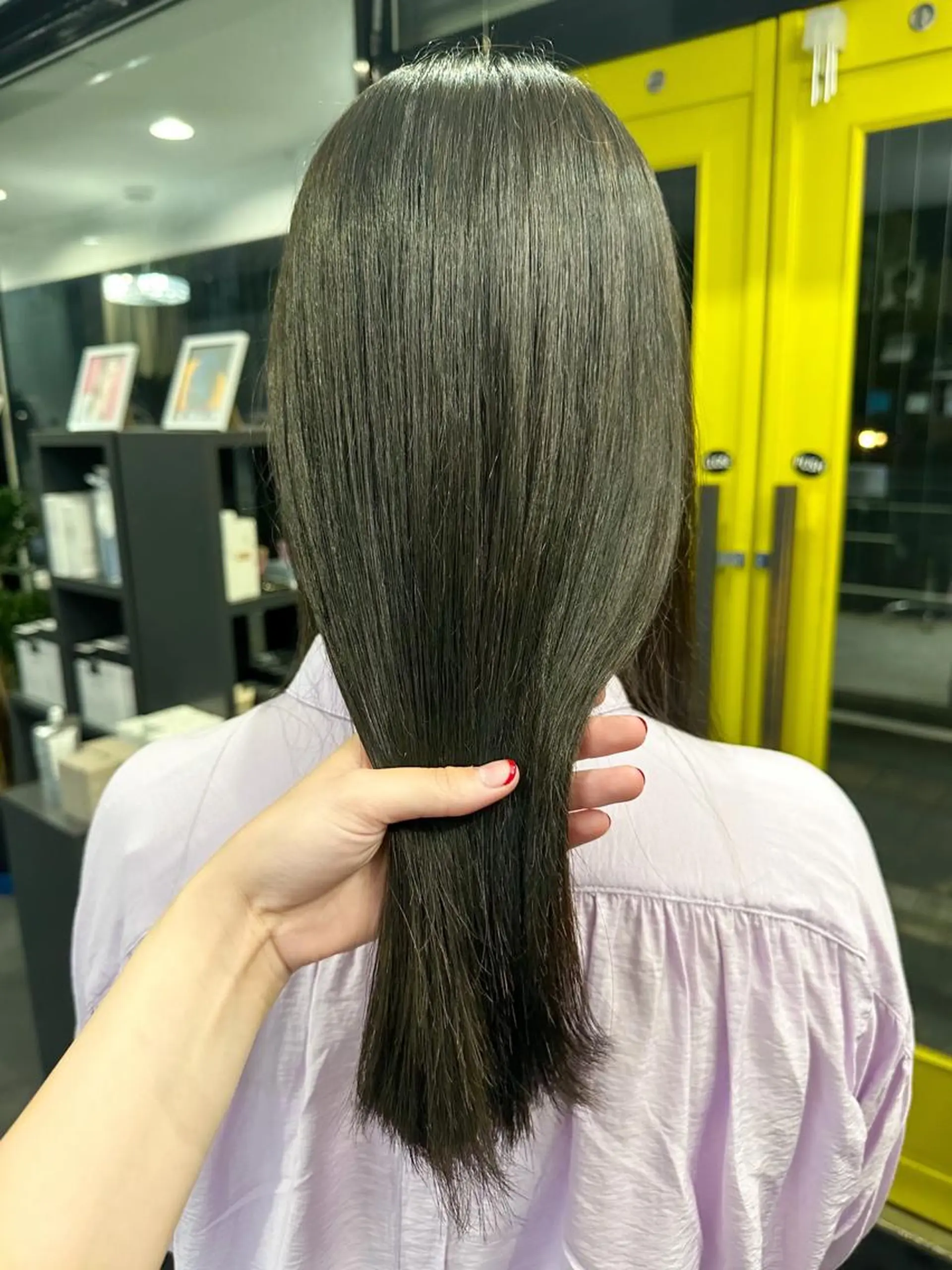 ロング カラー 桒村 沙綾のヘアスタイル