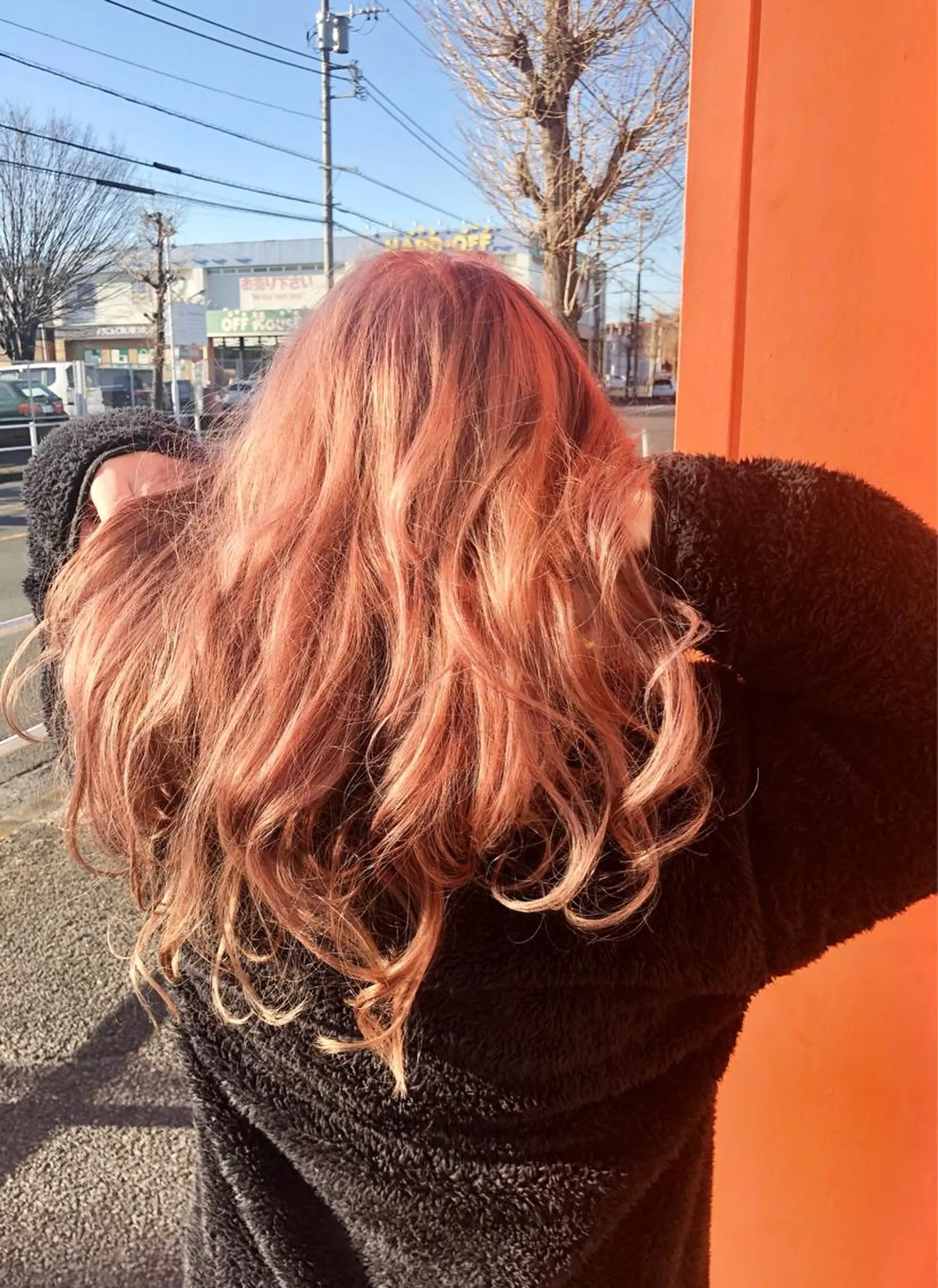 ロング カラー ブリーチ ケアブリーチ ピンクカラー レイヤー/韓国 ハイトーン興津史弥のヘアスタイル