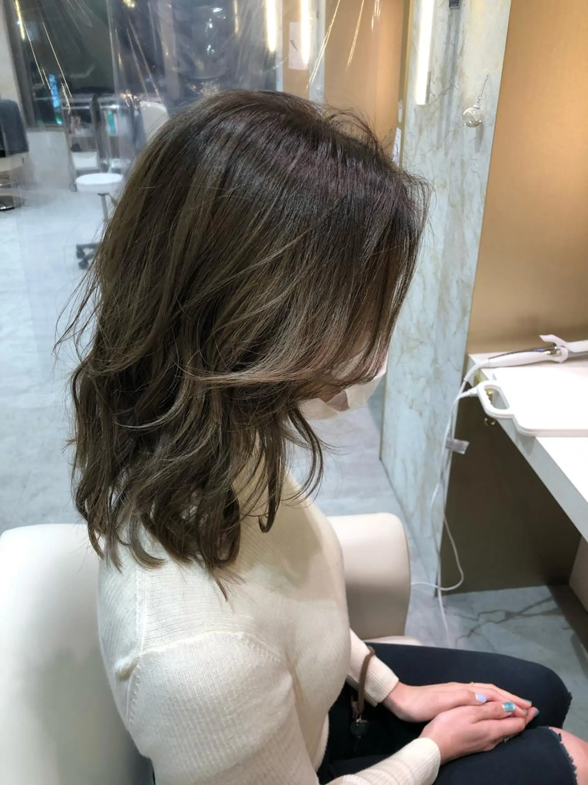 ミディアム アッシュ La fith hair rond 立川店所属・kyosuke 透明感カラーのヘアスタイル