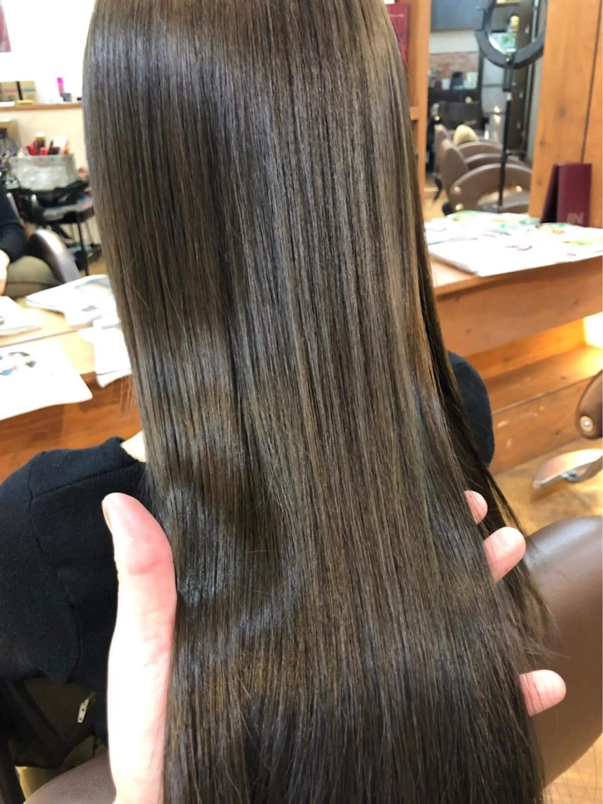 ロング パーマ カット 縮毛矯正 トリートメント 菅村 勇亮のヘアスタイル