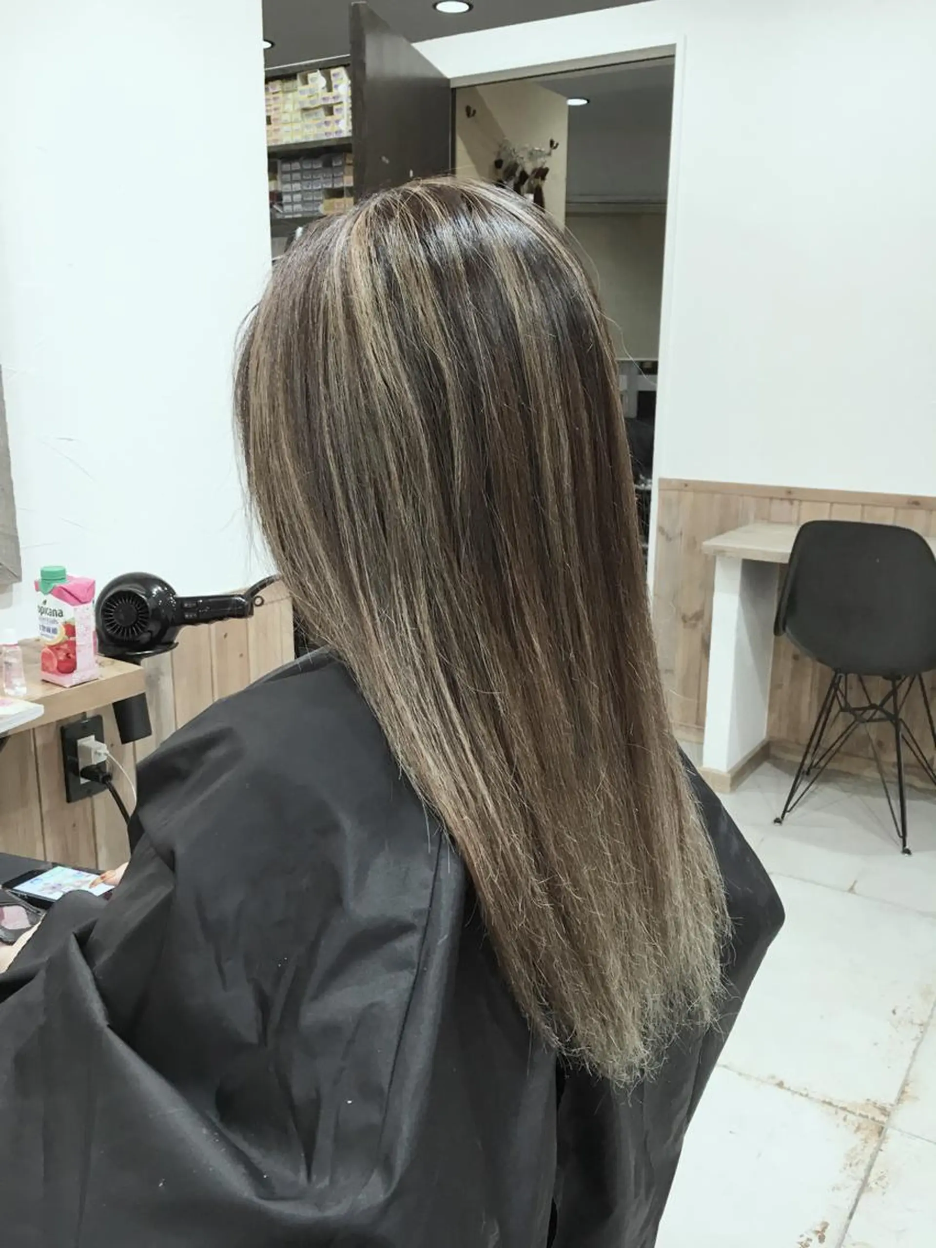 ロング カラー M IIのヘアスタイル