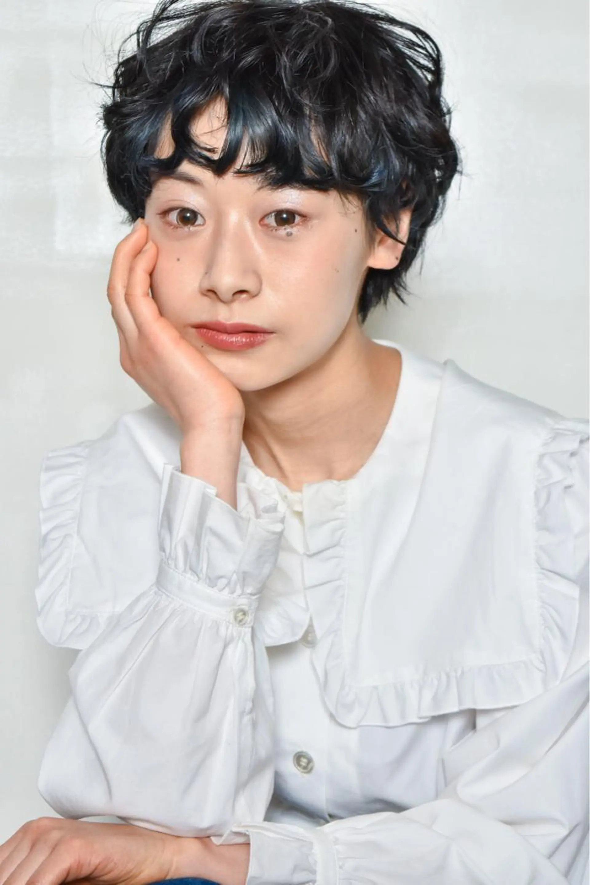 ショート カラー パーマ インナーカラー ショートヘア AND THE BRICKS所属・AND THE BRICKS北川珠紀の眉毛・アイブロウイメージ