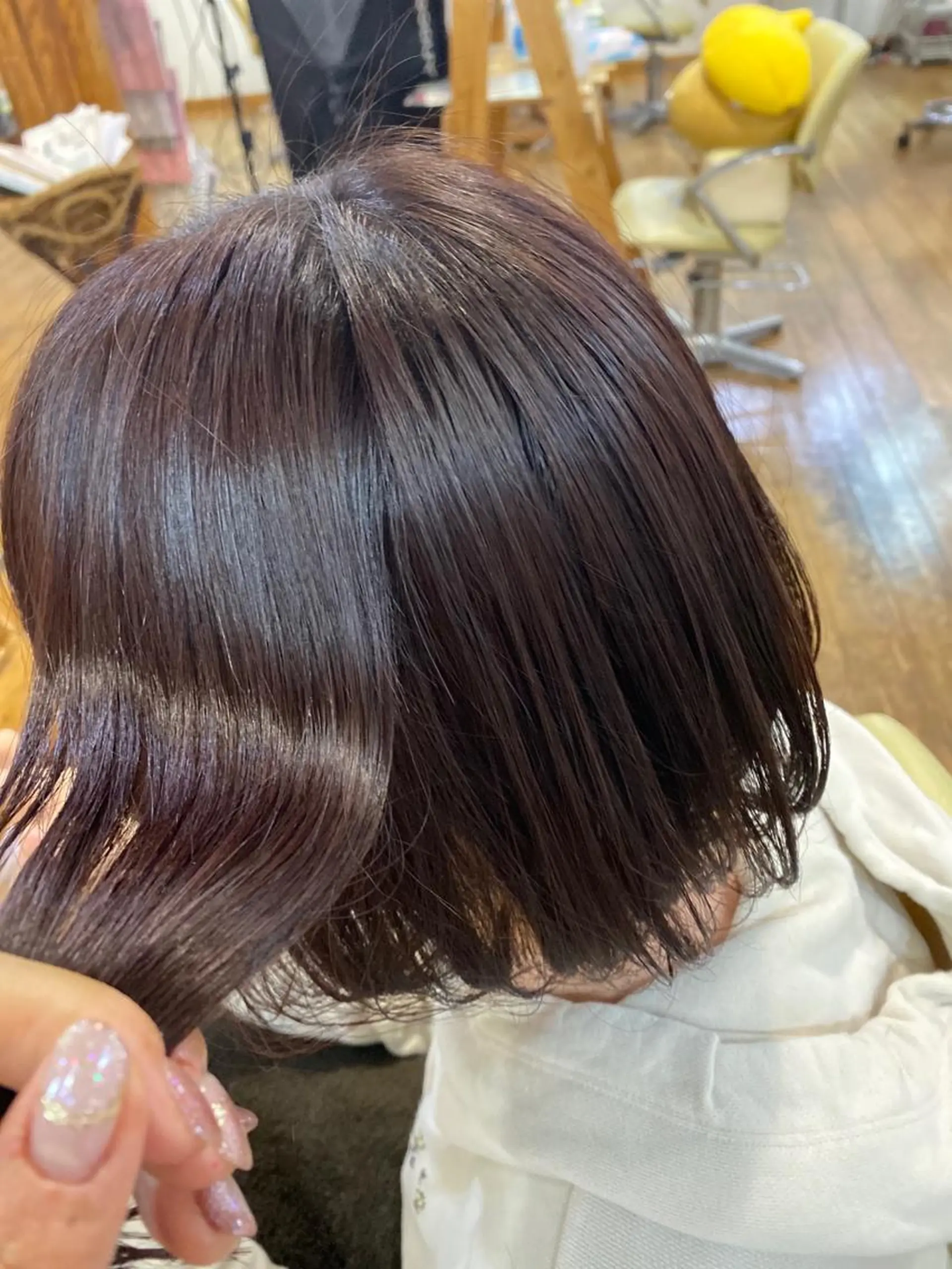 ミディアム カラー トリートメント 荒木 ひろかのヘアスタイル