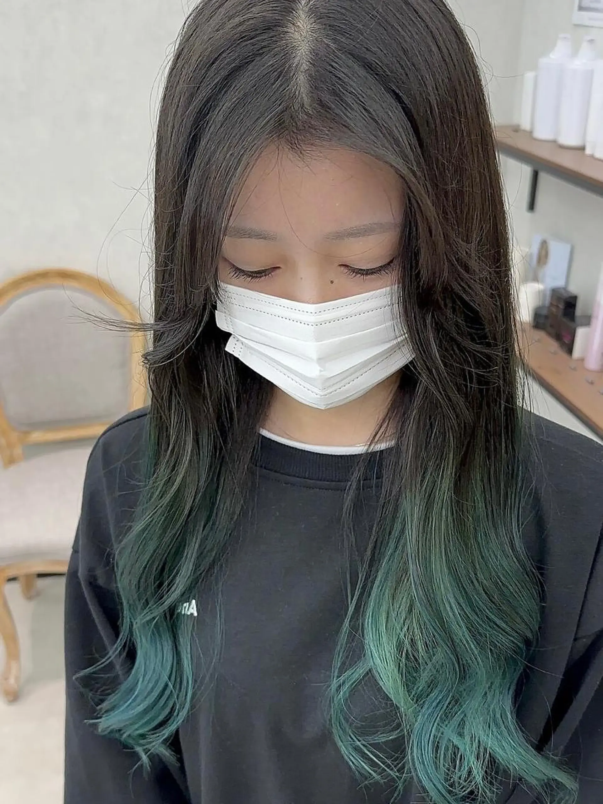 ロング カラー ブリーチ グラデーションカラー カット ヘアカラー トリートメント ヒラ マツのヘアスタイル