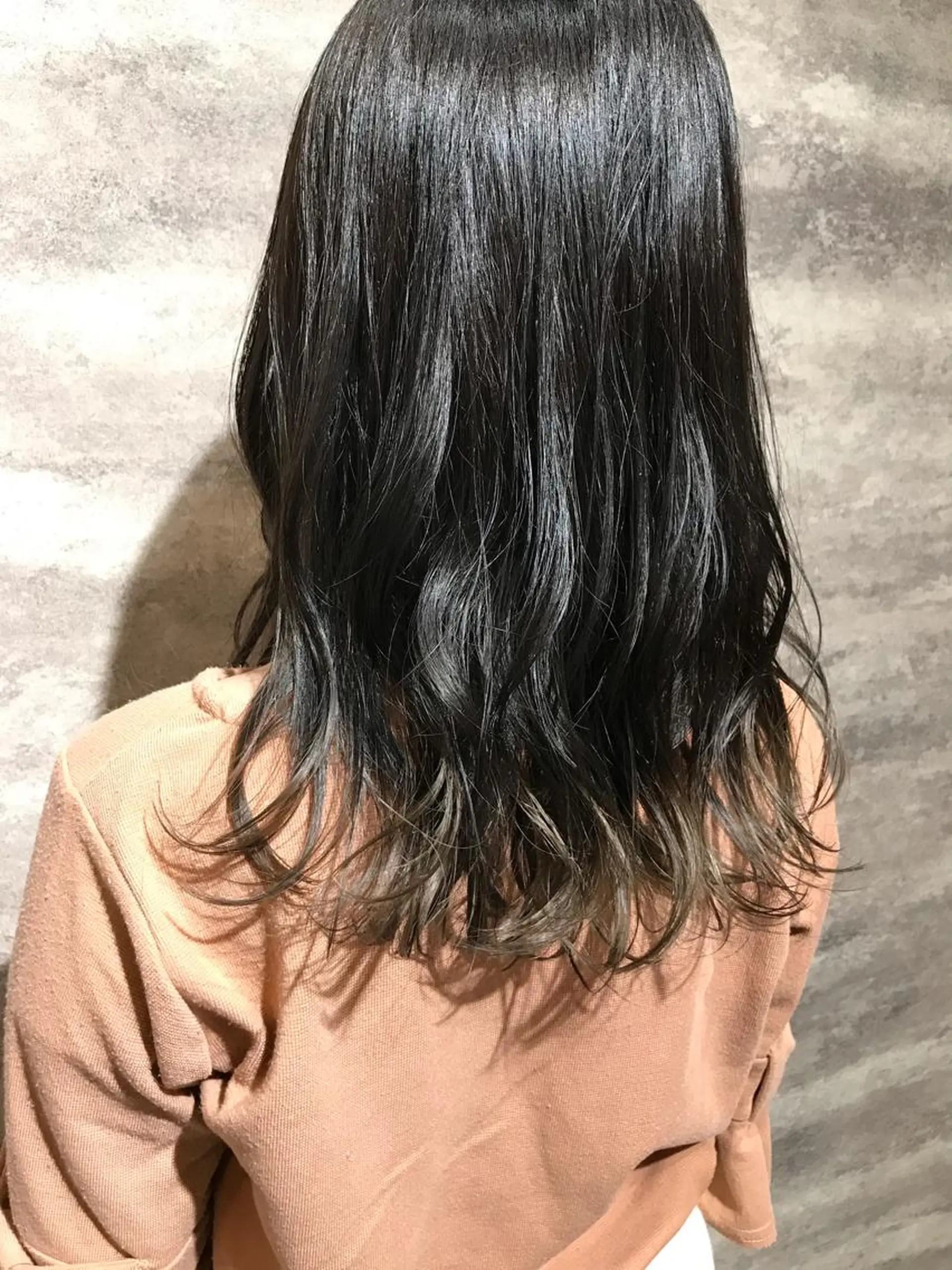 セミロング カラー Blanco 村松 美里のヘアスタイル