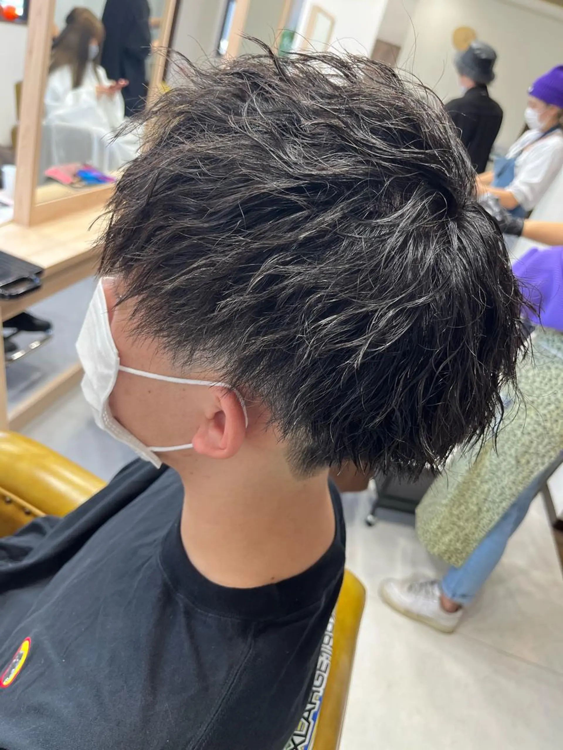 パーマ メンズ 峯 渉人のヘアスタイル