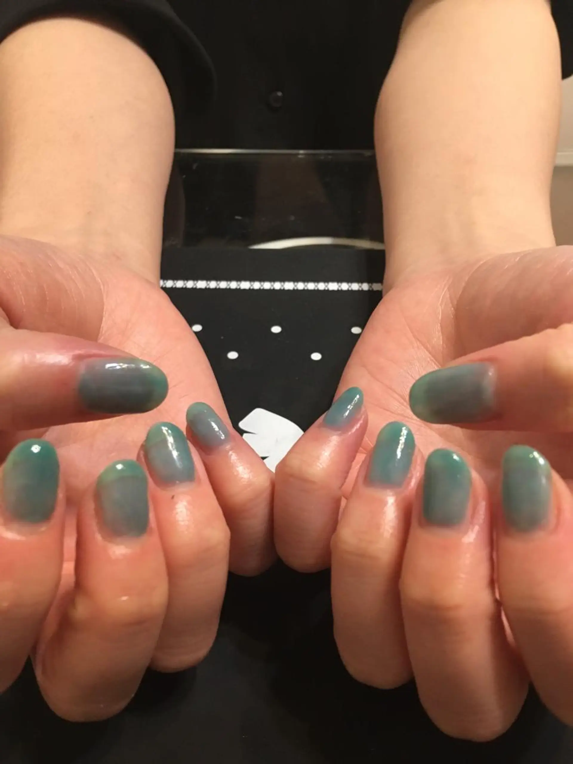 ネイル クリアネイル グリーン ワンカラーネイル ハンドネイル 🌈KANÅKO 🌈のネイルデザイン