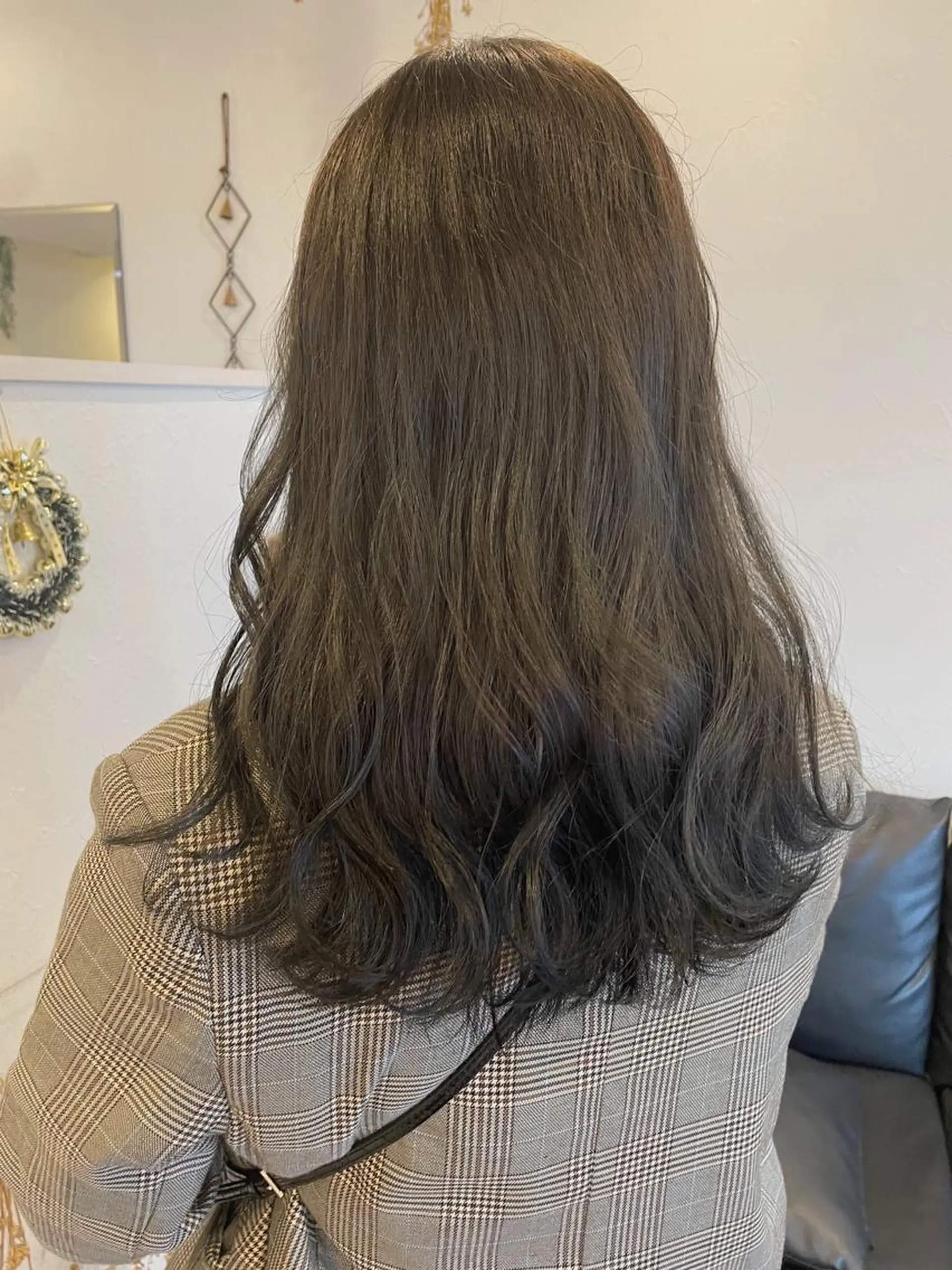 セミロング カラー ブリーチ ブルーカラー ブルージュ 透明感カラー ブリーチなしカラー ヘアカラー トリートメント m ā l o.🌷 サカモトマイコのヘアスタイル