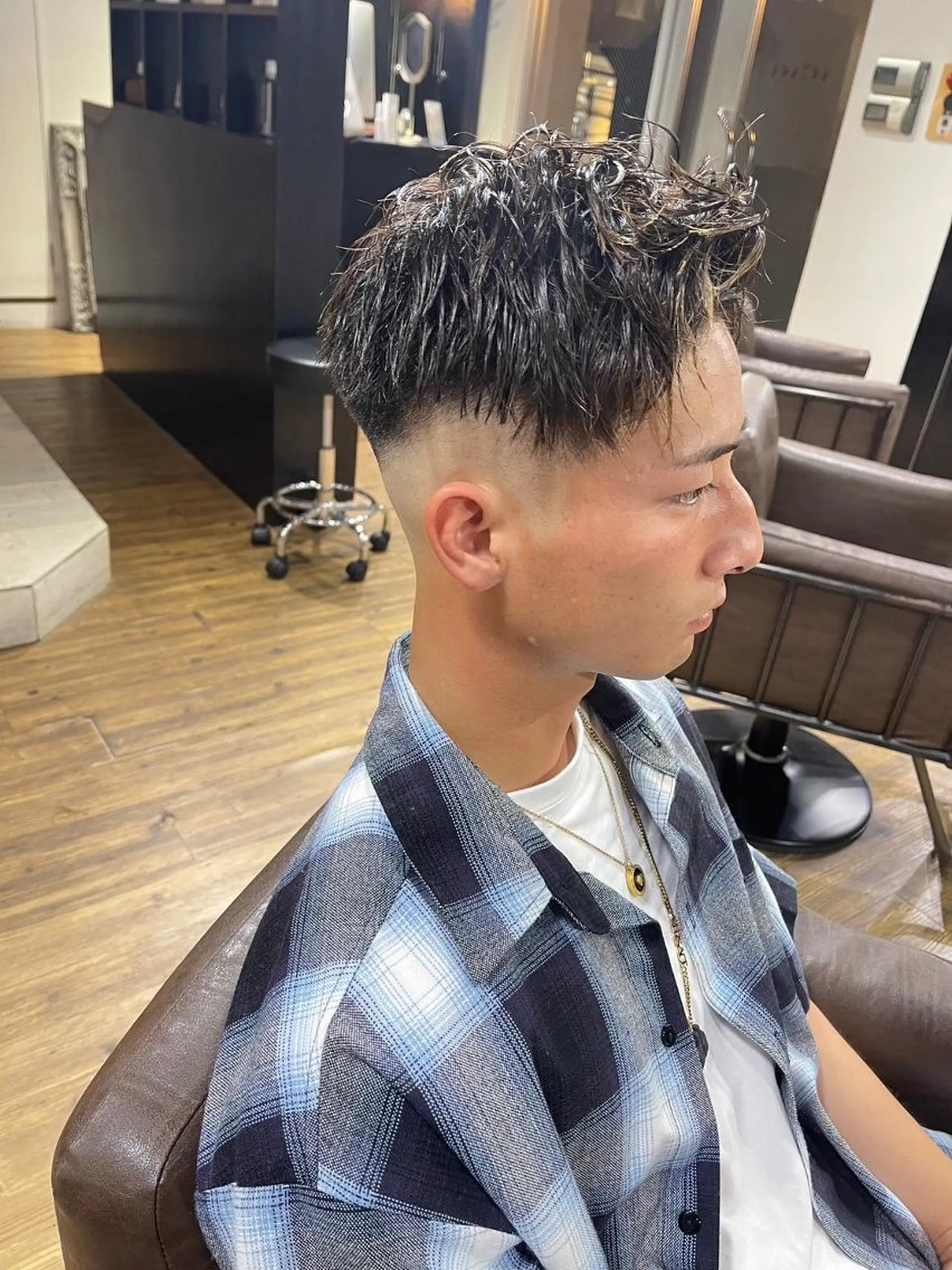 メンズ カット 山影✨バレイヤージュ ハイライト✨メンズ◎のヘアスタイル