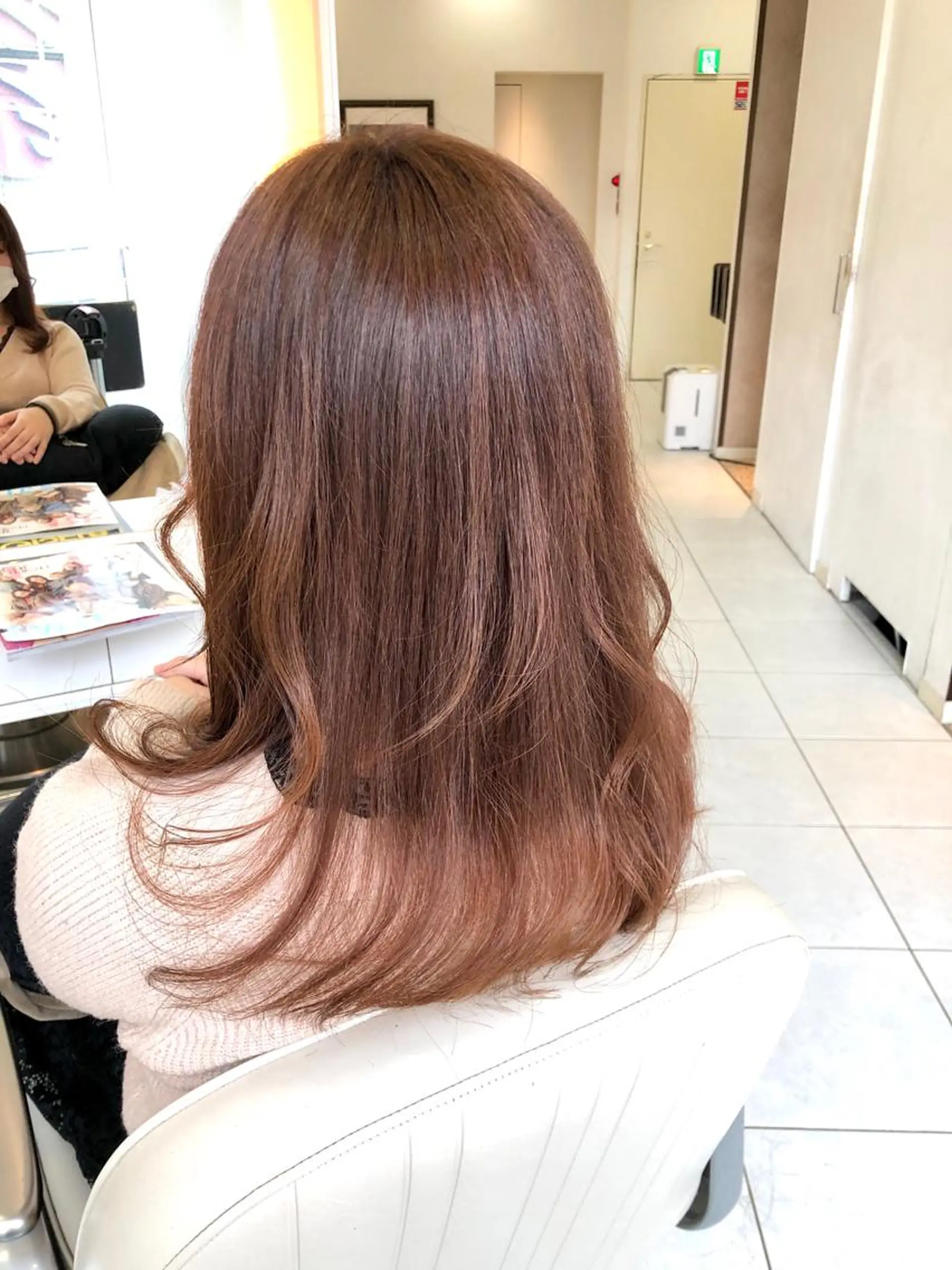 ミディアム La fith hair rond 立川店所属・kyosuke 透明感カラーのヘアスタイル
