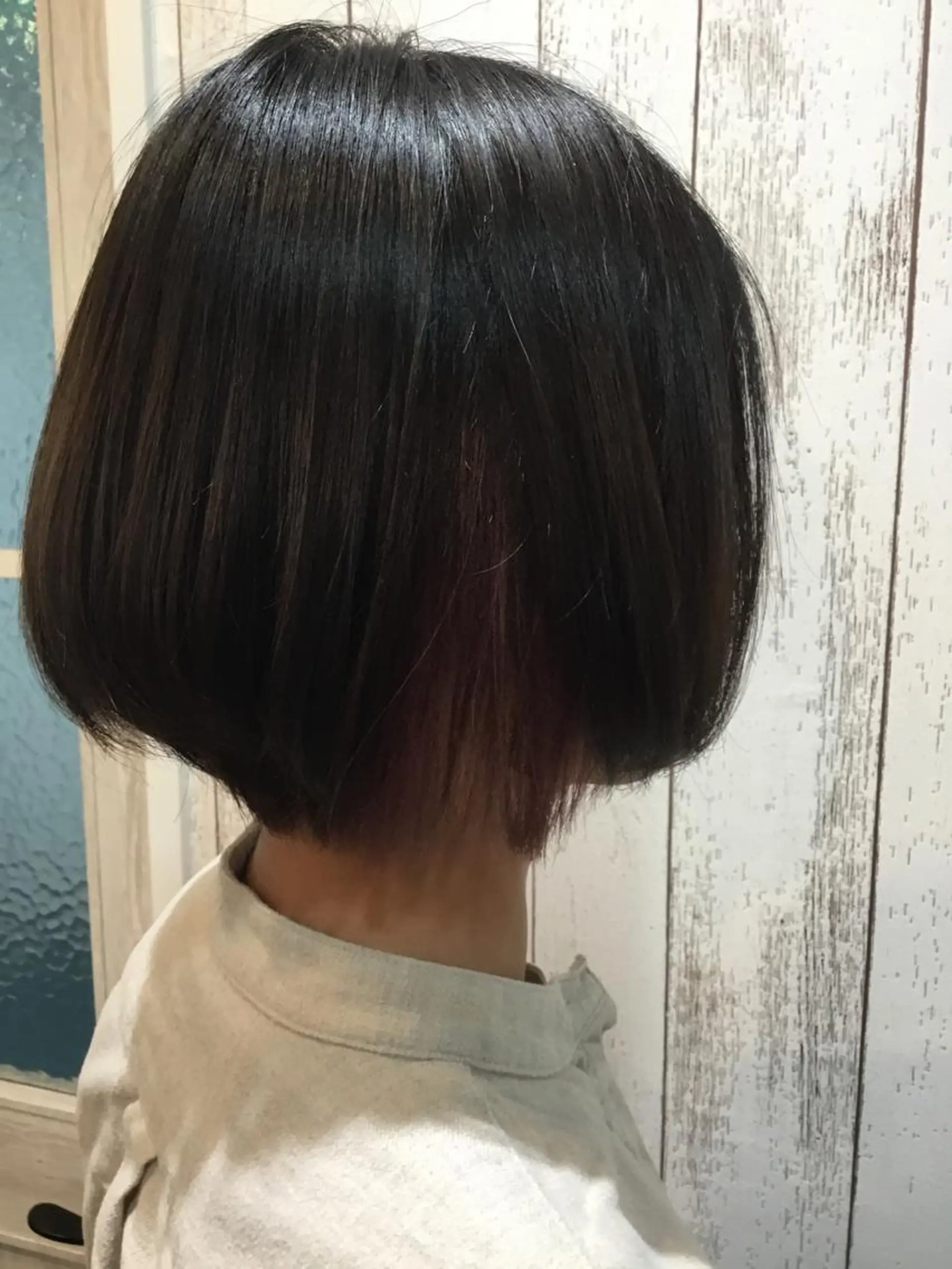 ショート カラー embrace エンブレイスのヘアスタイル