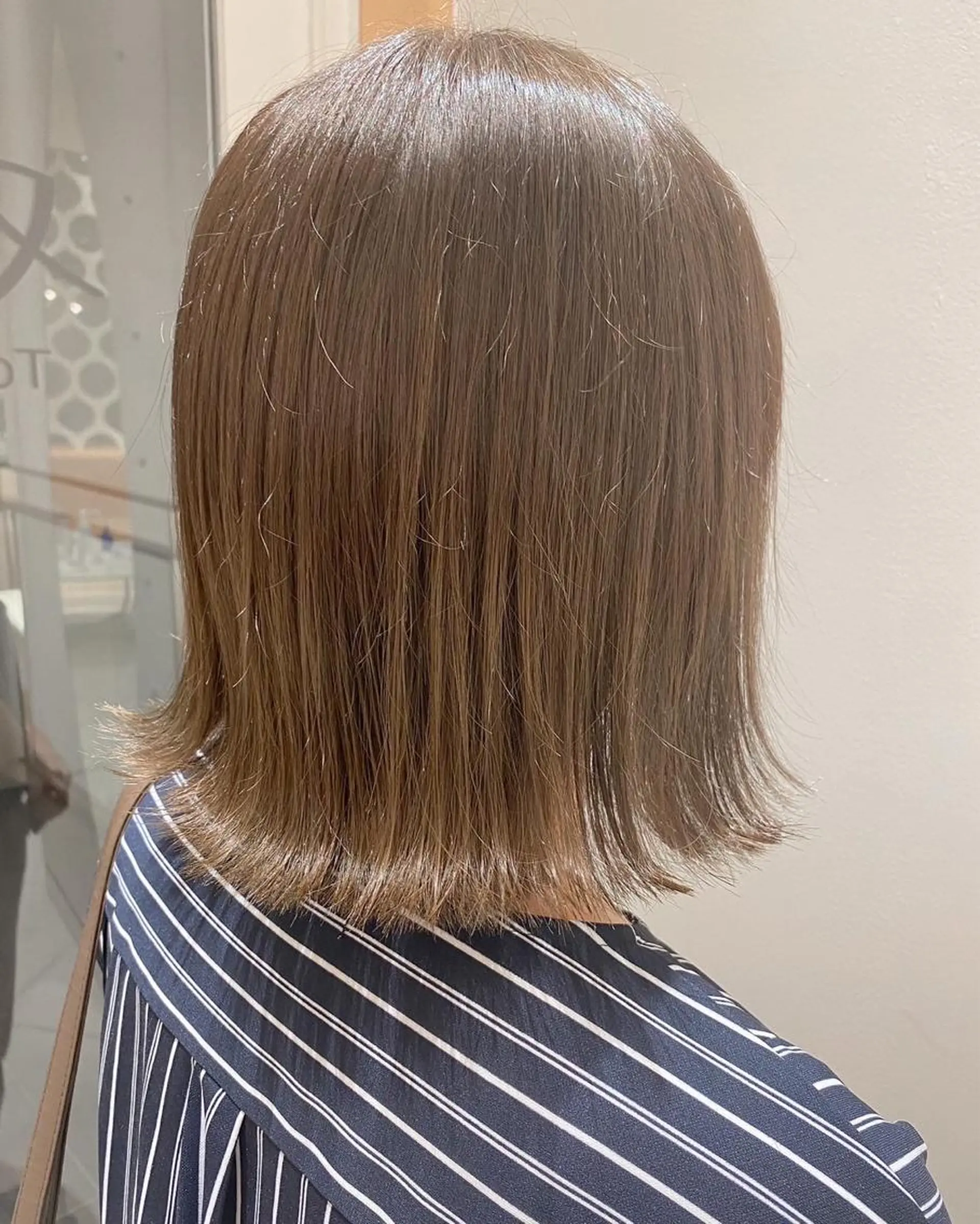 ショート カラー Agnos青山所属・鈴木 里奈のヘアスタイル