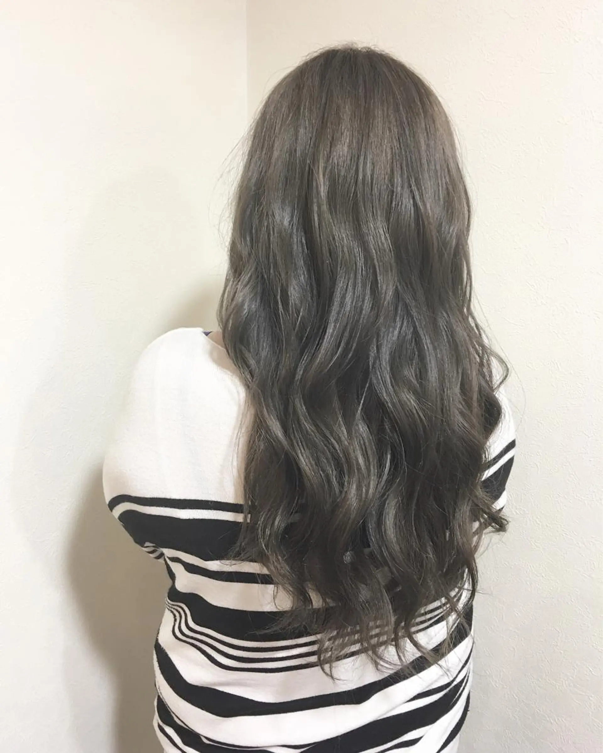 ロング ヤマグチ ヒカルのヘアスタイル