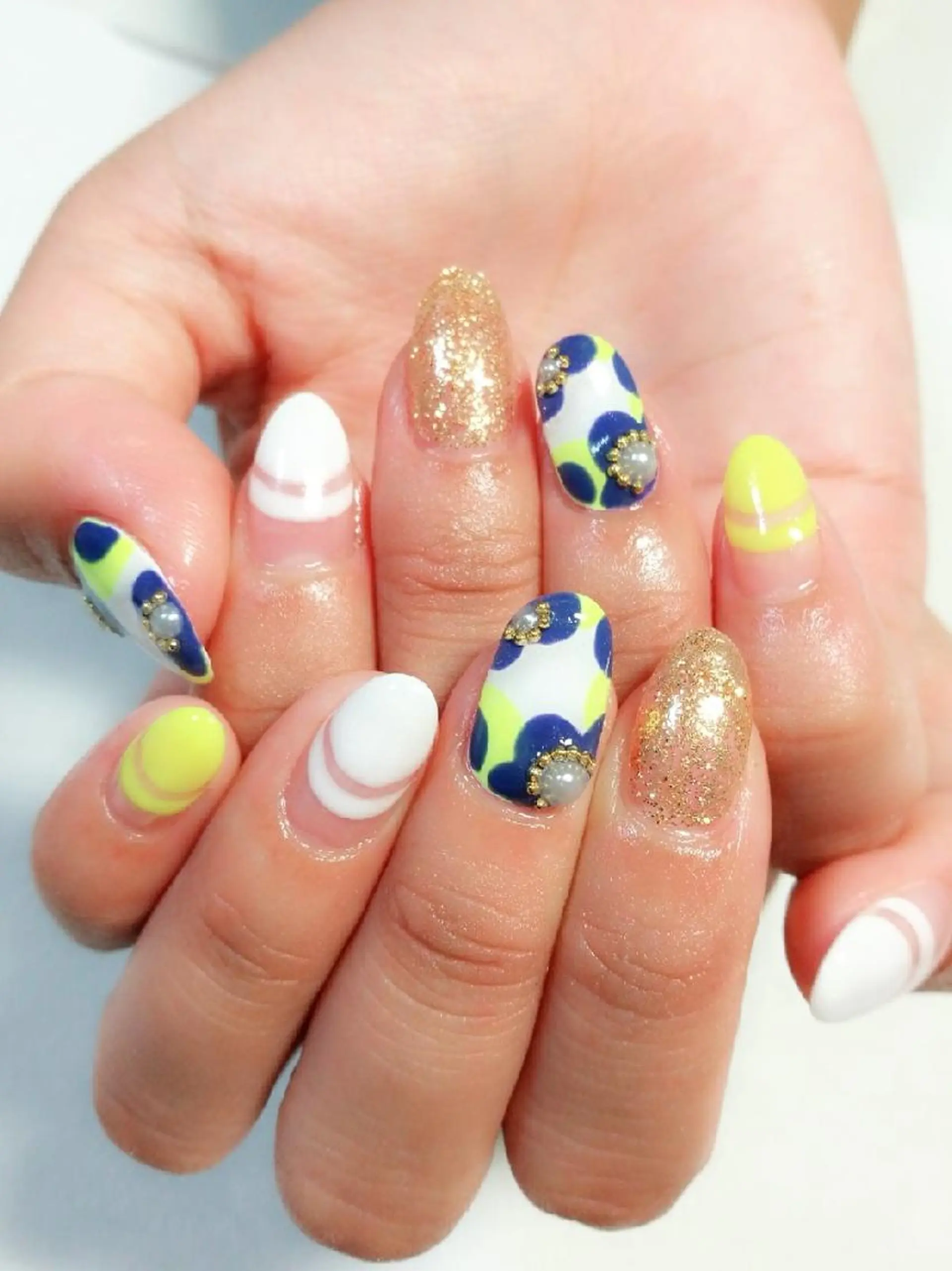 ネイル VIOLUS所属・VIOLUS 関目のネイルデザイン