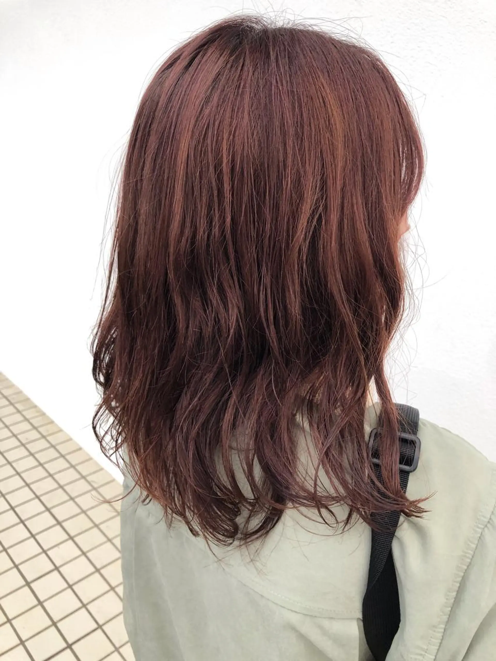 ミディアム カラー パーマ ミディアムパーマ ブラウンカラー ピンクカラー ピンクブラウン ⚡️メンズ/波巻き/ 片岡篤宣/水戸⚡️のヘアスタイル