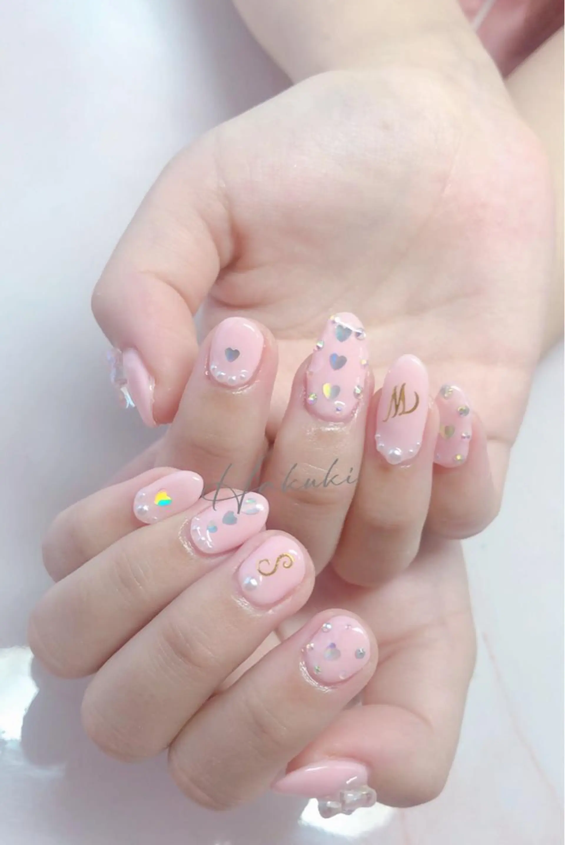 ネイル ハンドネイル ハンドケア ハク キのネイルデザイン